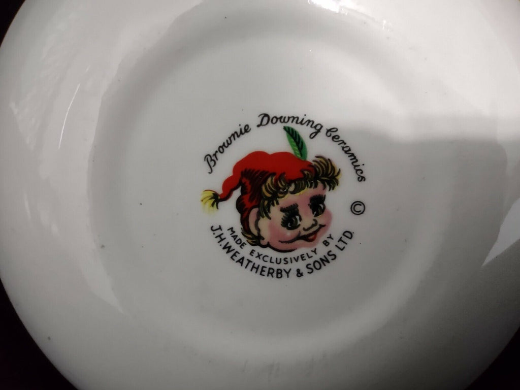 030 Collectible Brownie Downing J.H. Weatherby & Sons Frae Bonnie Scotland Plate