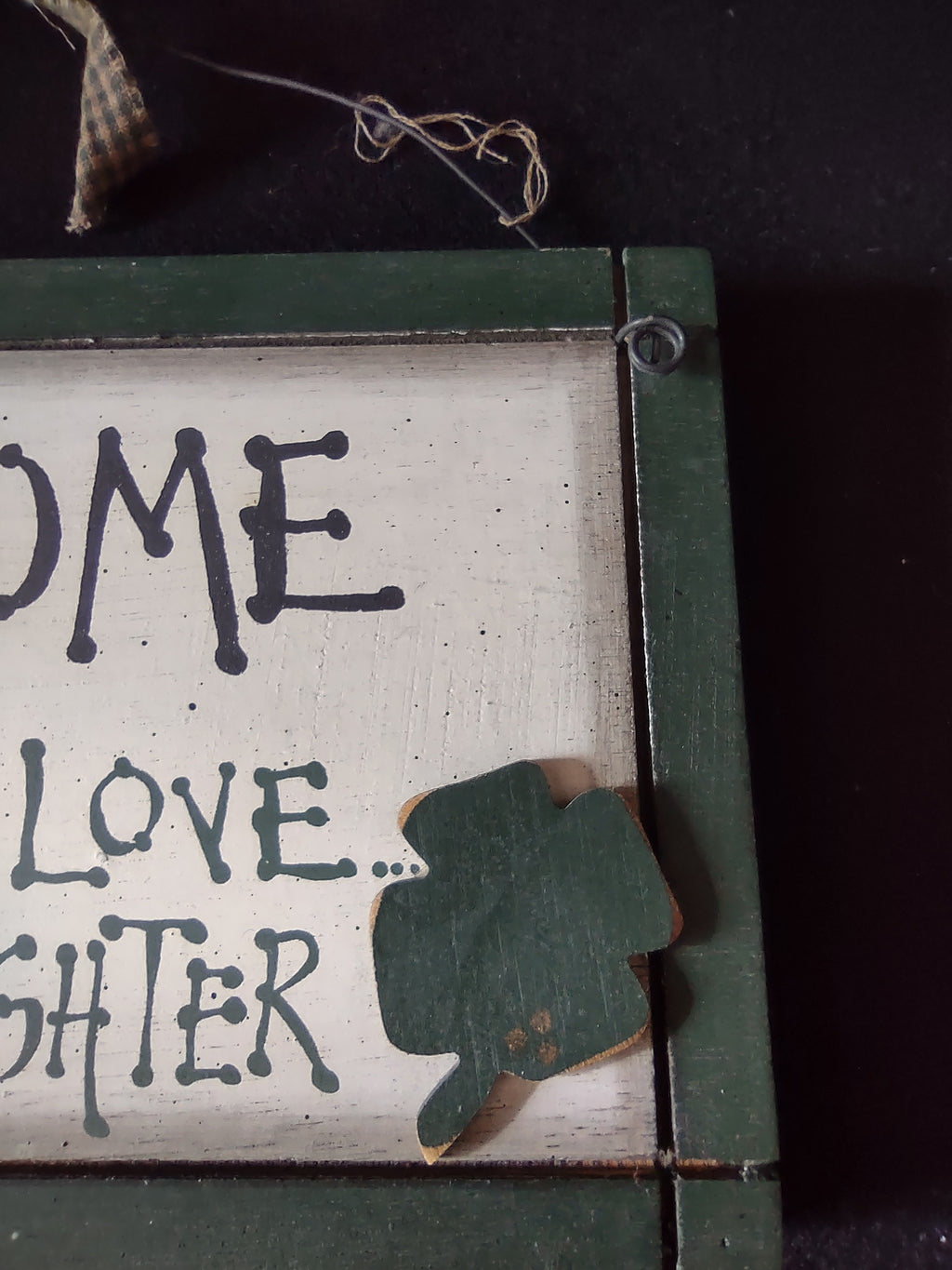 Vintage Wooden Welcome Wall Hanging Irish Love Luck Laughter Shamrock (Lot5198t