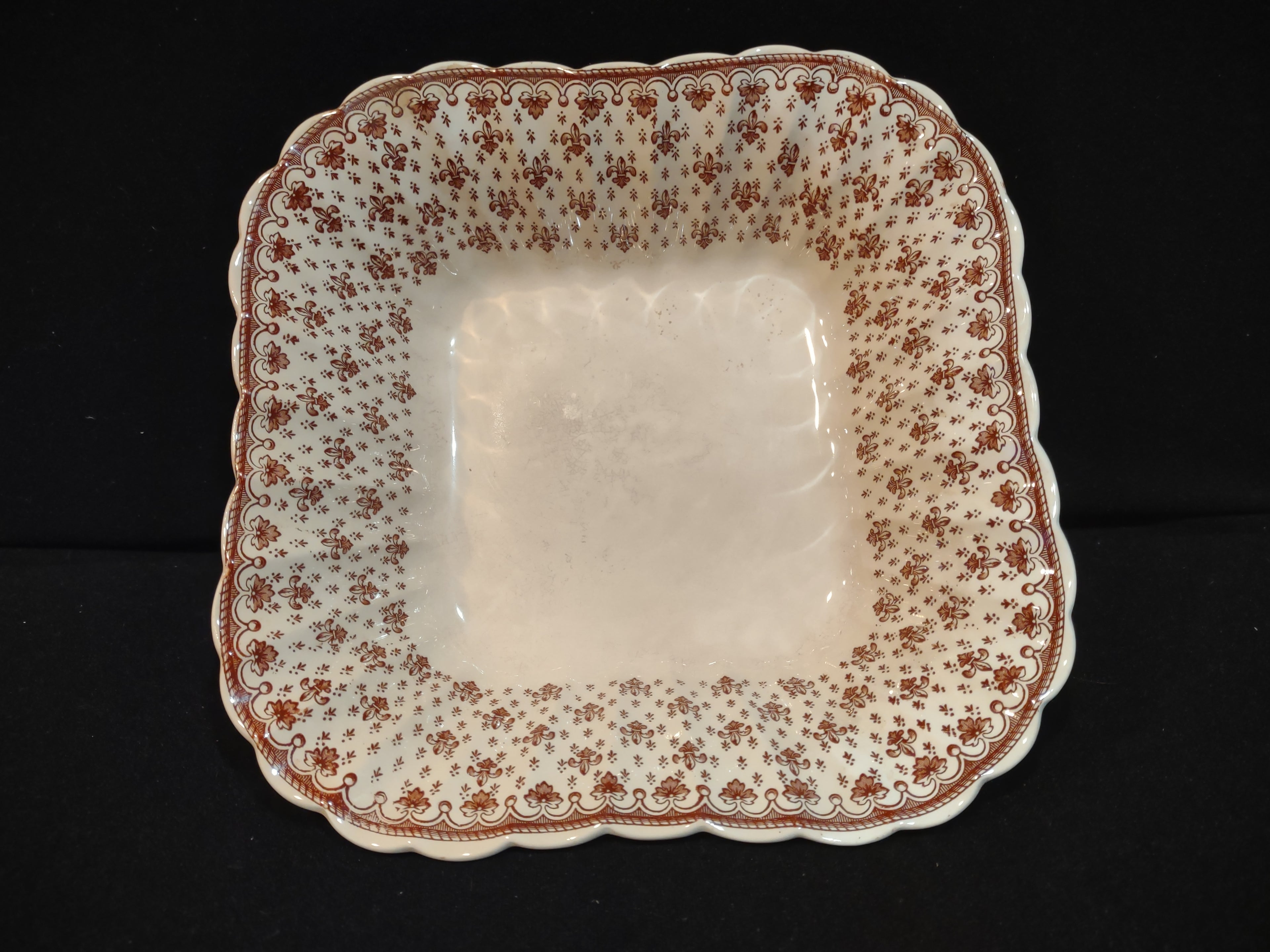 Vintage Spode Fleur-De-Lis Serving Bowl Brown Countryside Ironstone (lot 5755)