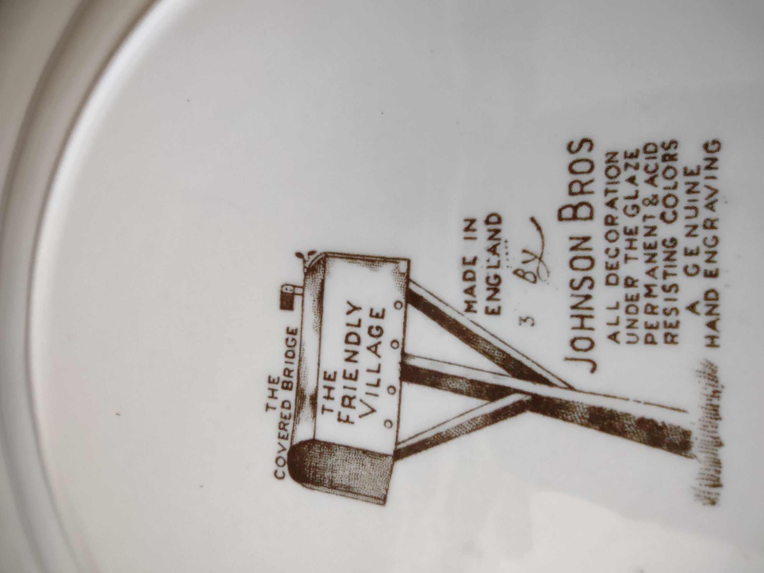 Vintage Johnson Bros Luncheon Plate Ironstone Friendly Village x 6 (Lot 5529)