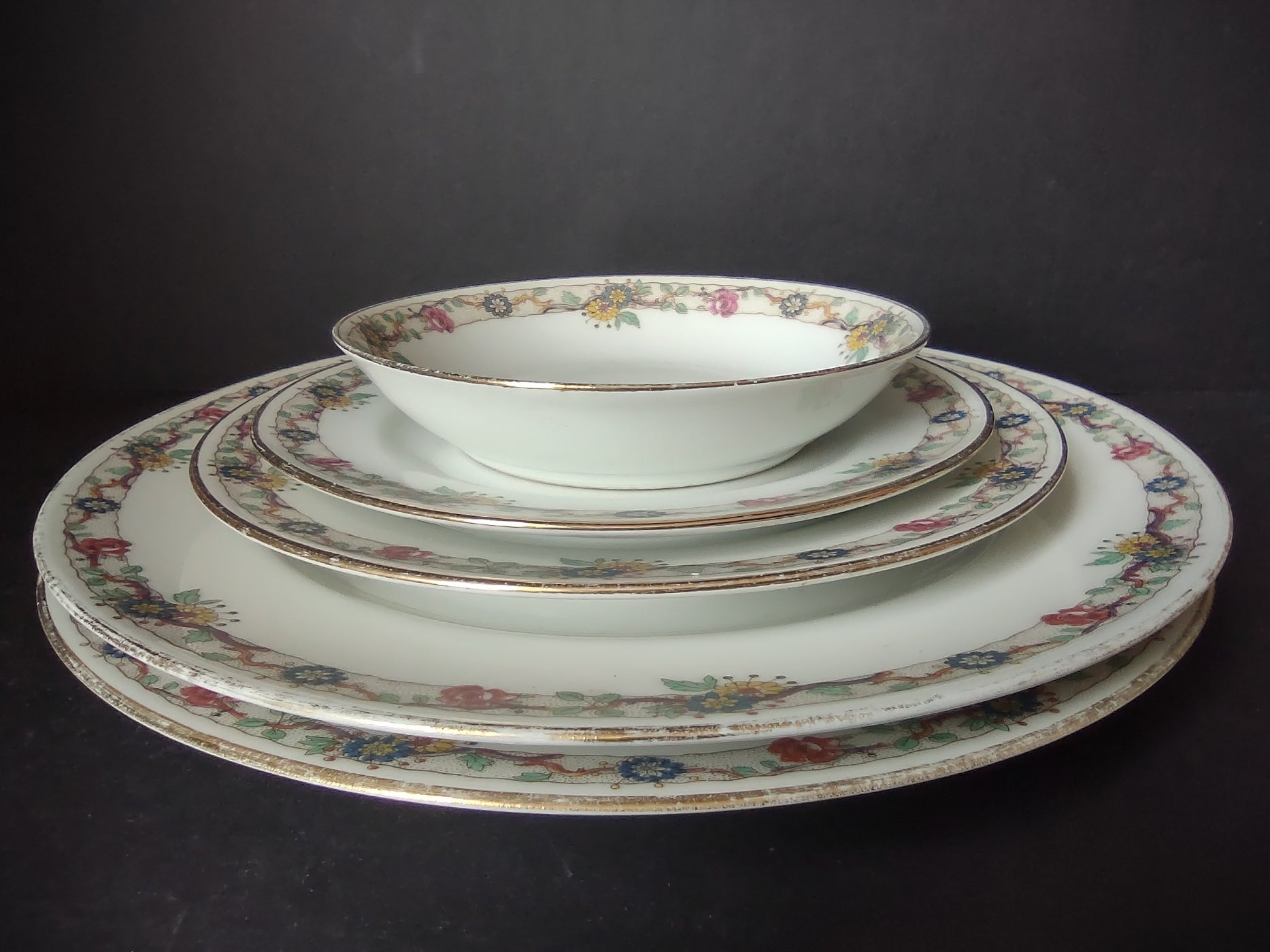 Depose Ahrenfeldt Limoges Dinner Dessert Bread Plate Pink Yellow Rose Gold (861)