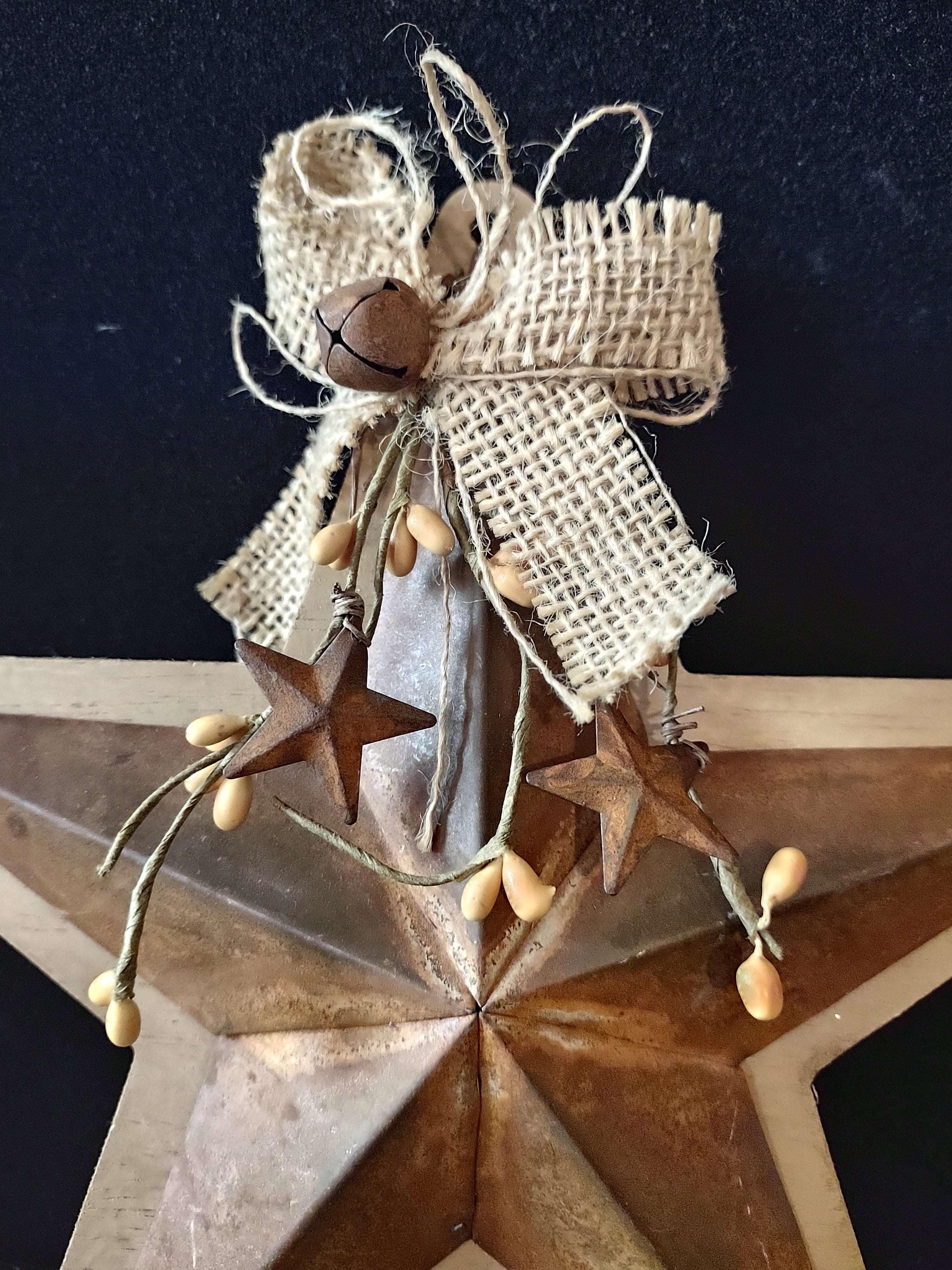 Rustic Christmas Wooden Stars 1 Decorated 8" 2 Small 1 Speckled (Lot 4641)