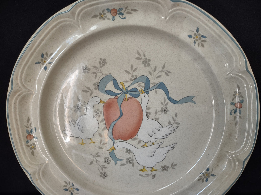 Marmalade Round Serving Plate Platter 12" Geese Apple Duck Ribbon (lot 2796c)