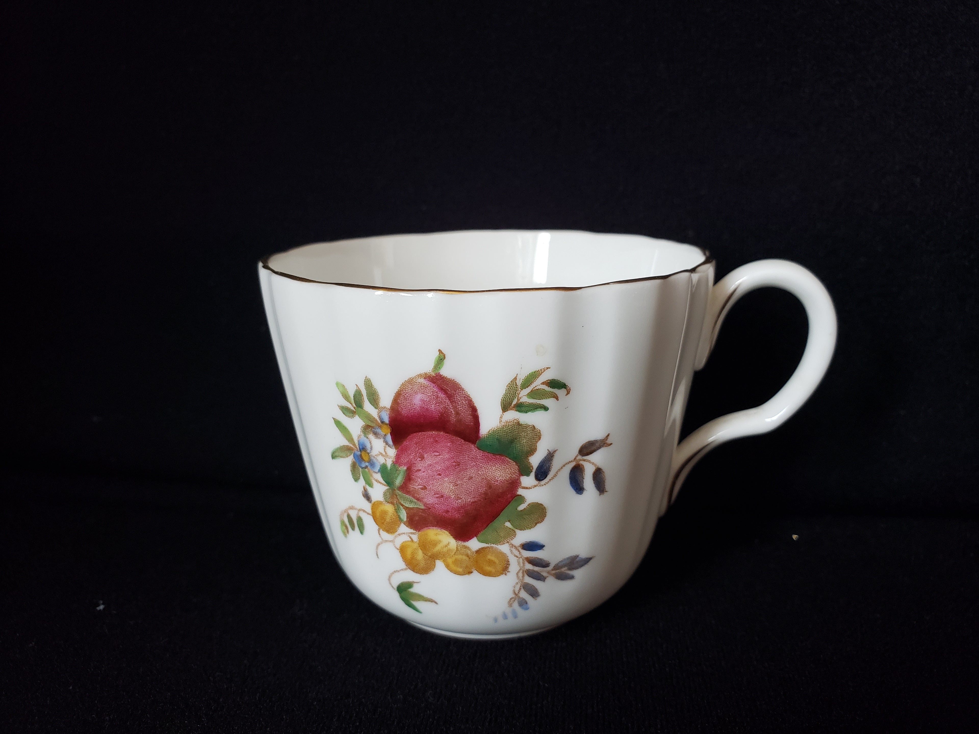Vintage Royal Worcester Delecta Tea Cup ONLY (lot 2061)