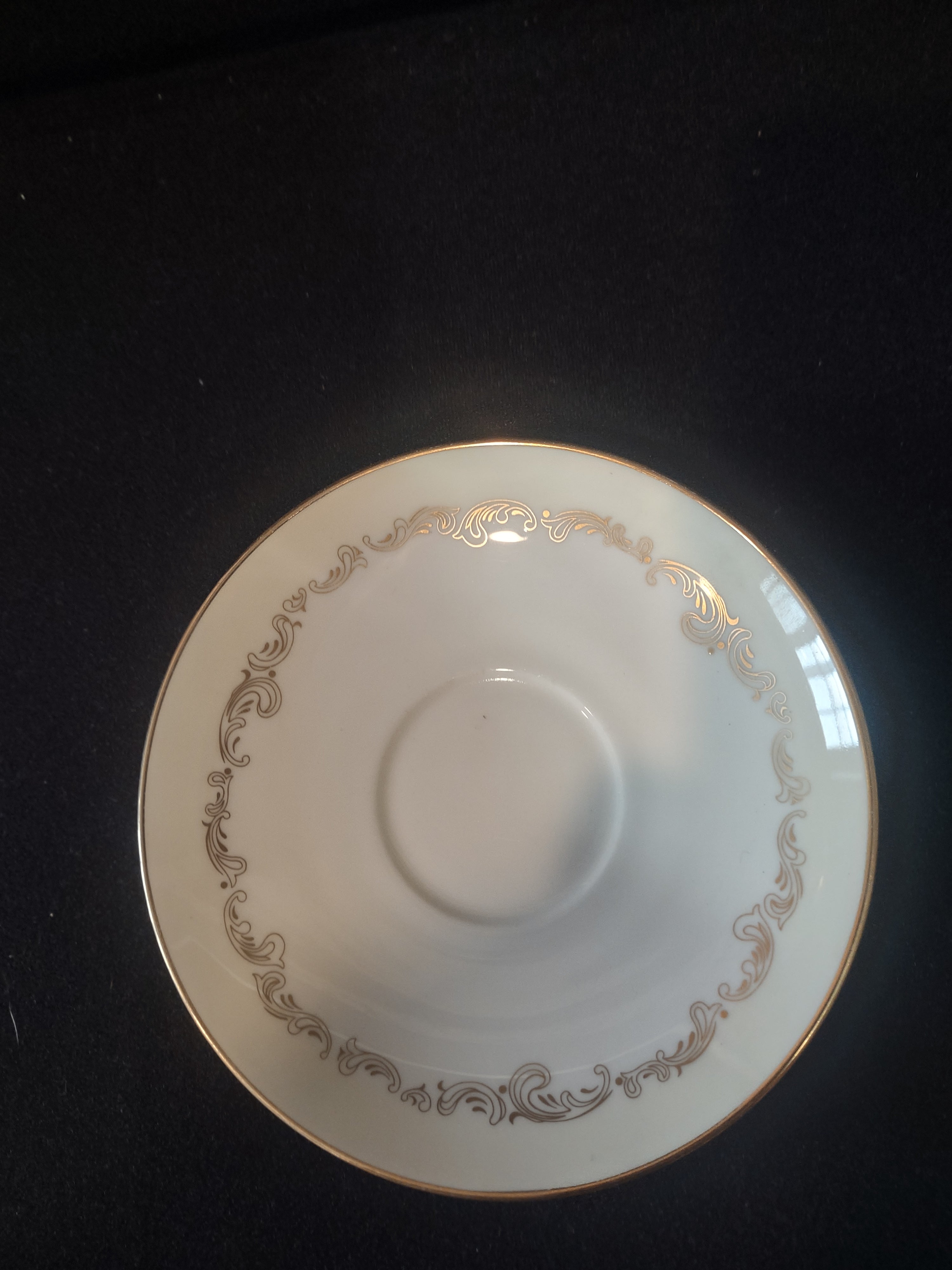 Vintage Minton Felicity Saucer Bone China Gold Scrolls (Lot 5504)