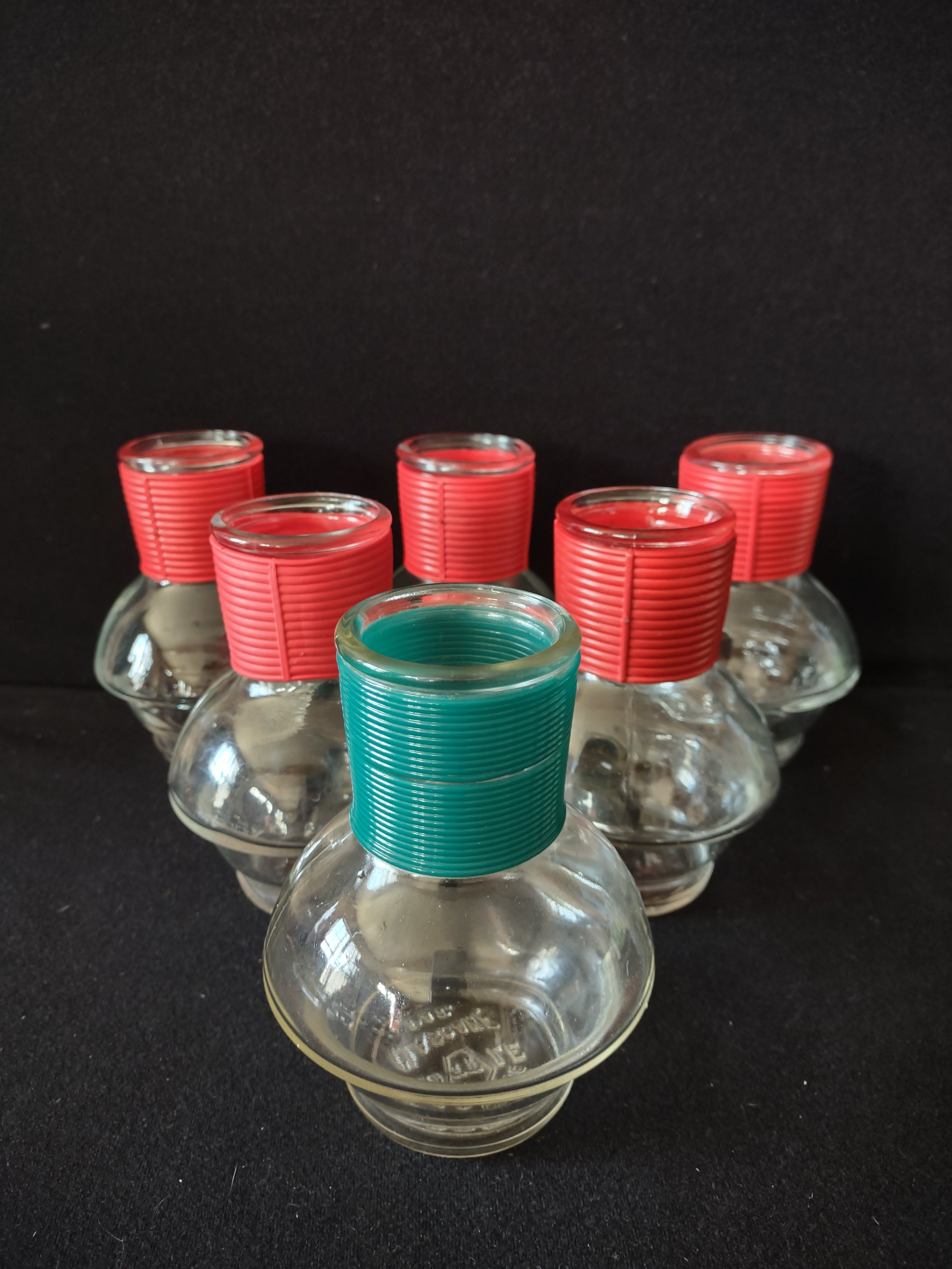 Vintage Hottle Carafe Clear Glass x 6 NO Lid Red Green (lot 5254)