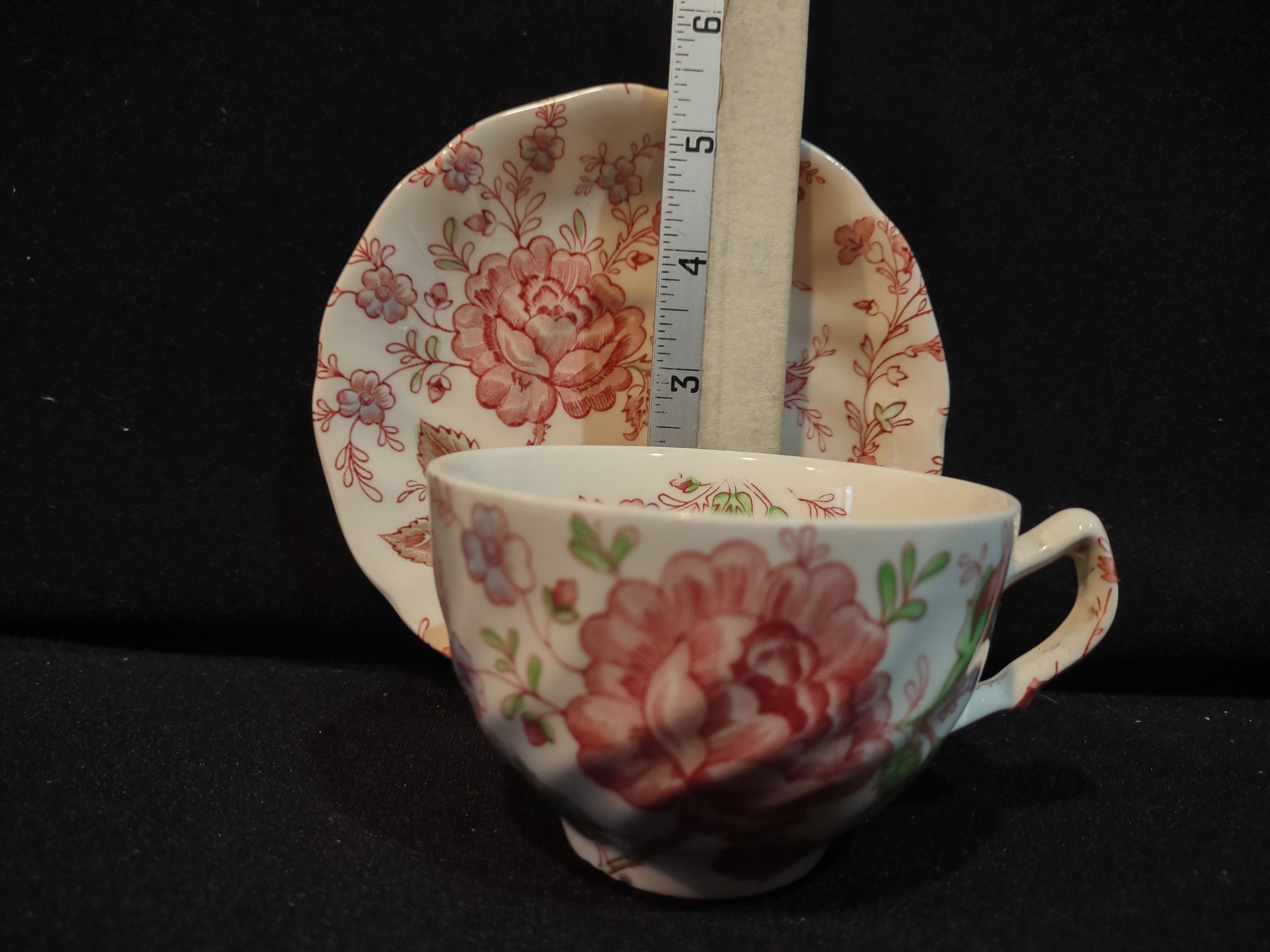 Vintage Teacup and Saucer x 2 Rose Chintz Johnson Brothers England (lot 5695)