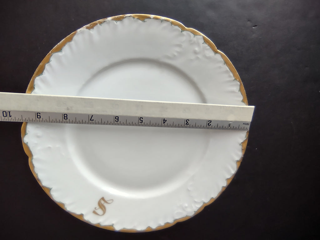 Wm. Guerin Limoges Dinner Plate Gold Trim French Chick Monogramm S (lot 985)