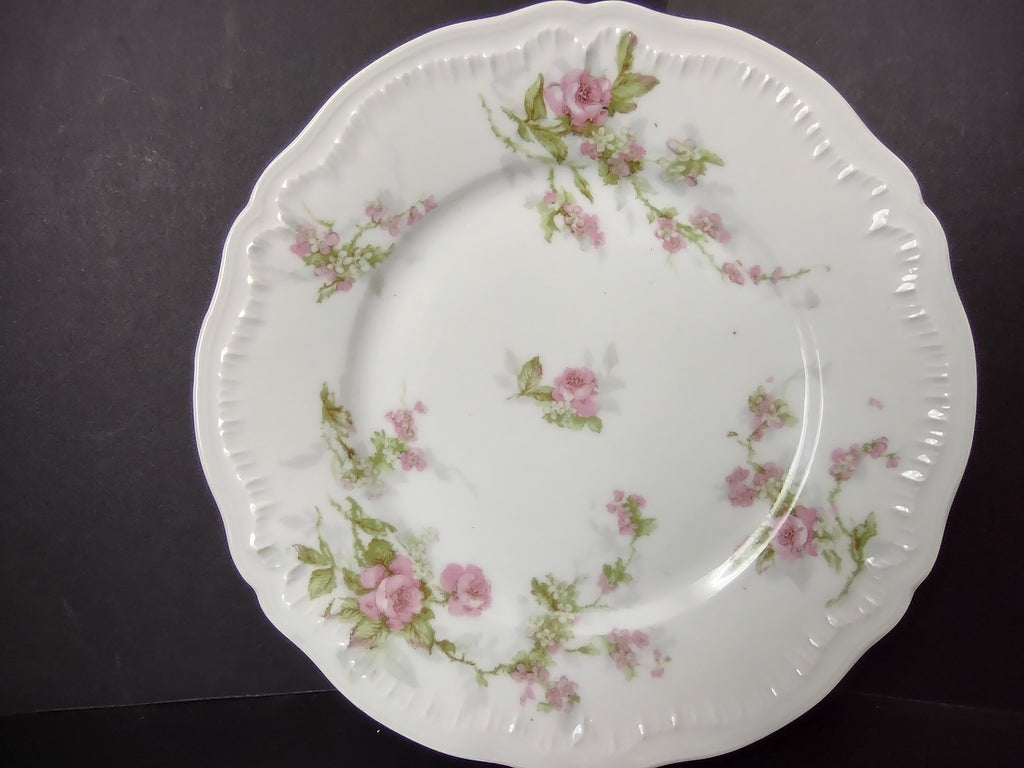 Haviland Limoges Dessert/Salad Roses Floral French Chic (lot 996)