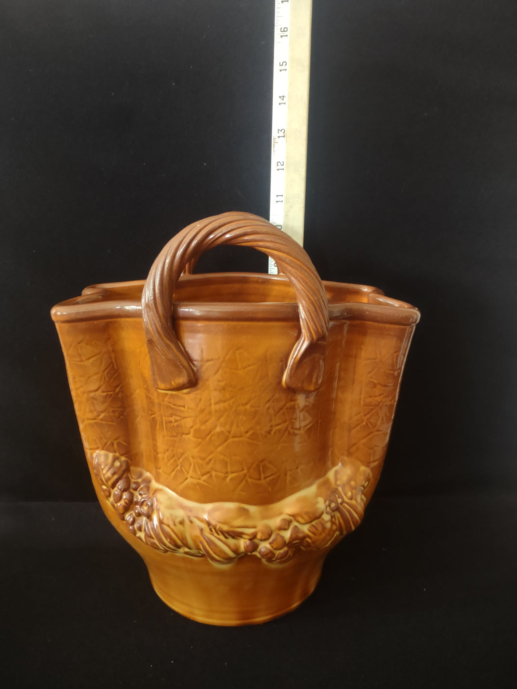 Vintage Italian Ceramic Hand Bag Basket Planter (Lot 3197)