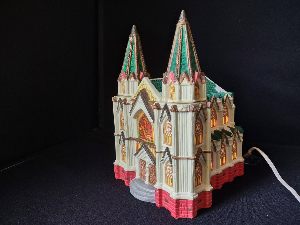 Noma 1997 Porcelain Light Up Church (lot 1733)