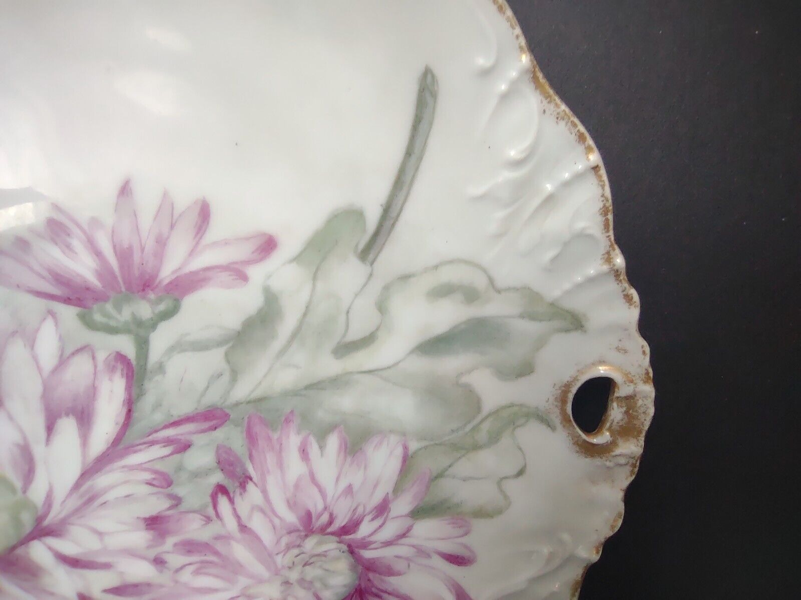 CT Germany Chrysanthemum Cake Plate Gold Trim (lot 752)