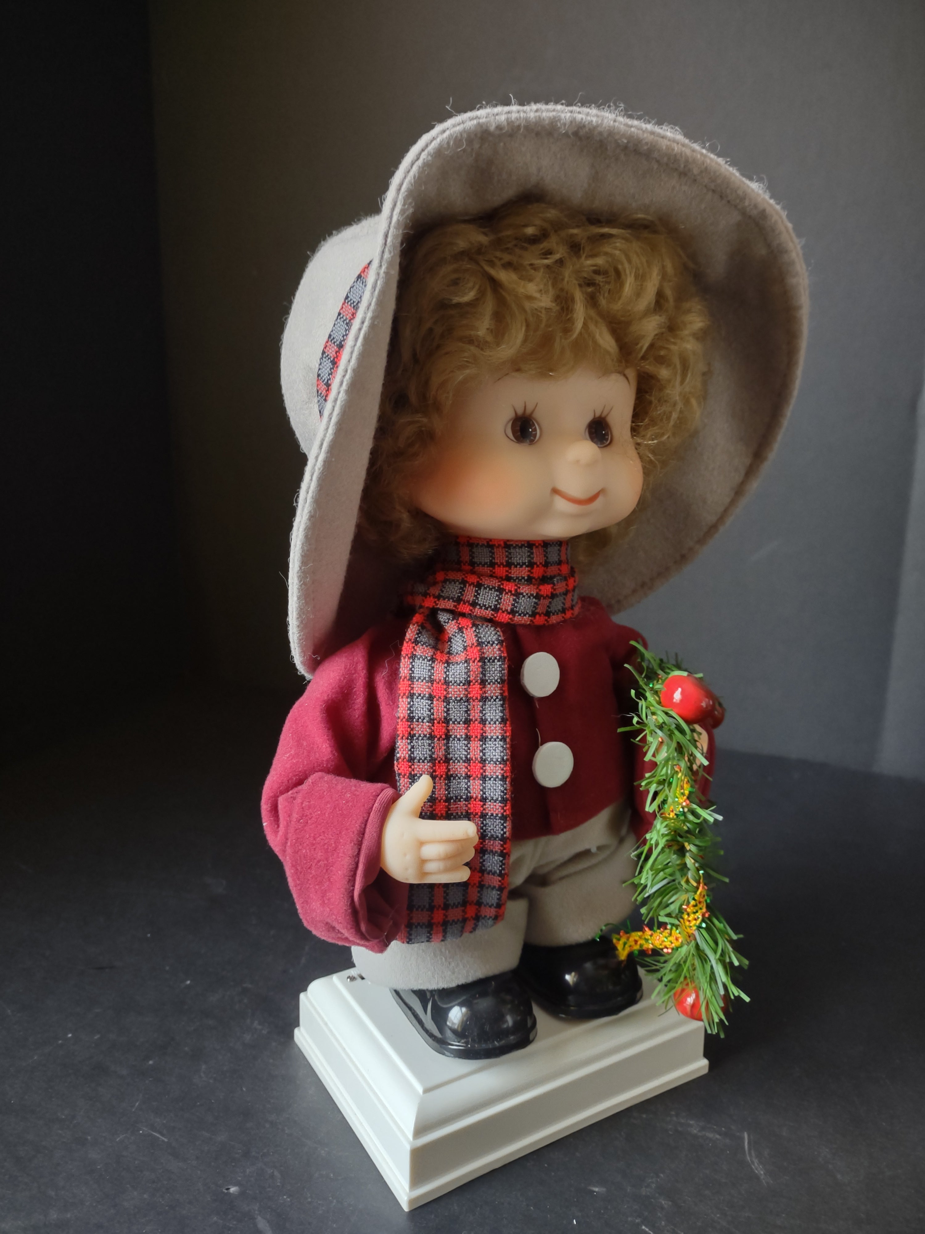 Vintage Christmas Animated Collectible Undercover Kids Derek (lot 1425)