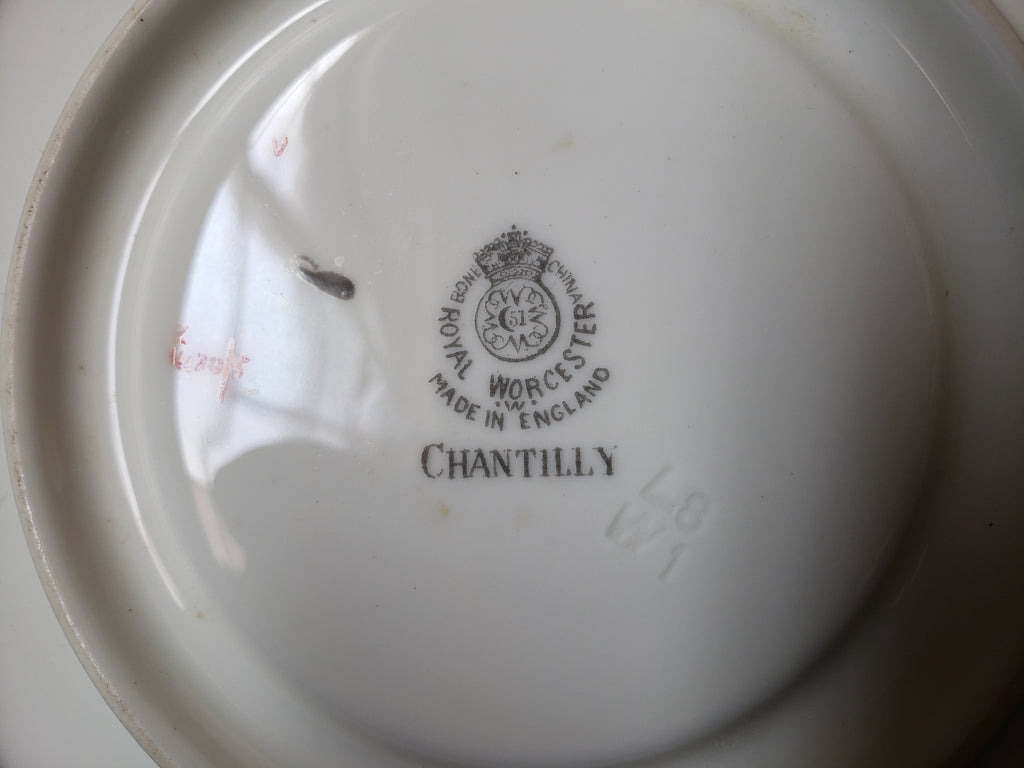 Vintage Royal Worcester Chantilly Saucer ONLY 6-1/4" (lot 2087)
