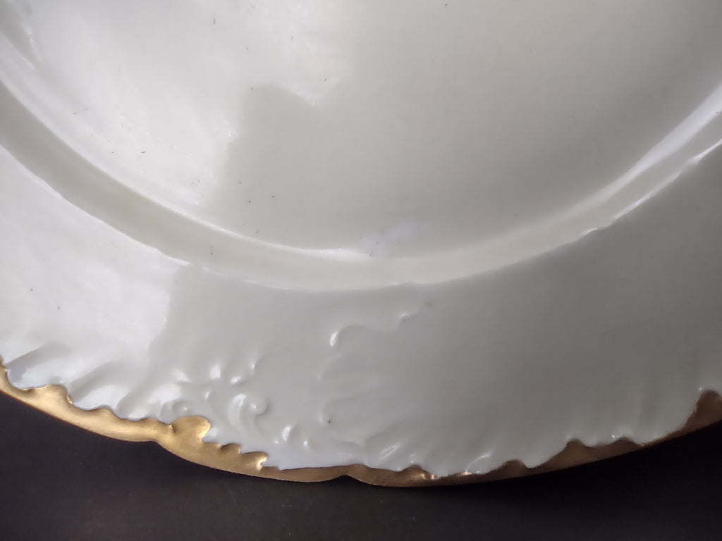 Wm. Guerin Limoges Dinner Plate Gold Trim French Chick Monogramm S (lot 986)
