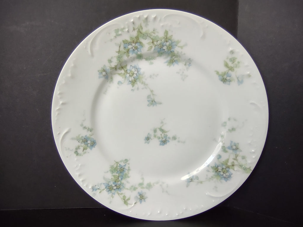 Haviland Limoges French Cottage Chic Luncheon/Dinner/Salad Plate Blue (lot 1122)