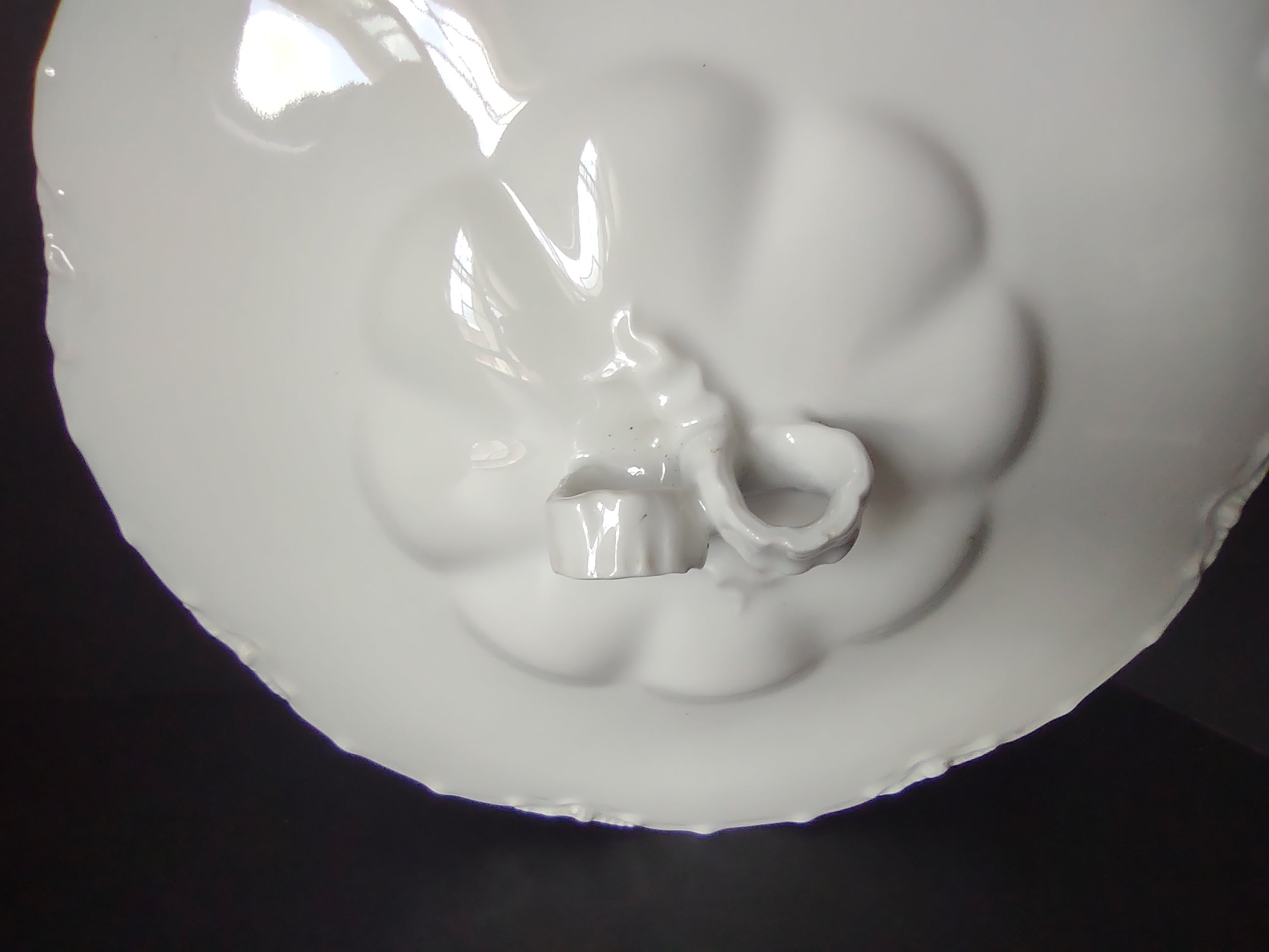 Haviland France Limoges Round LID ONLY for Serving Bowl Plain White (lot 1022)