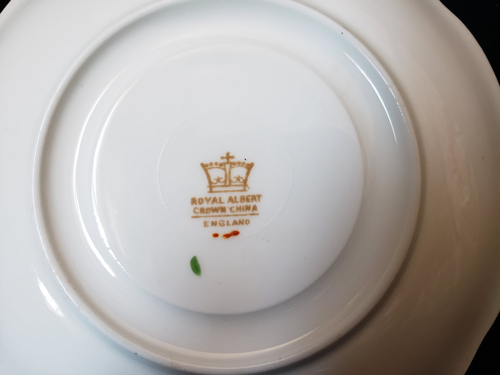 Vintage Royal Crown Albert Primrose Tea Cup with Saucer (lot 2031)