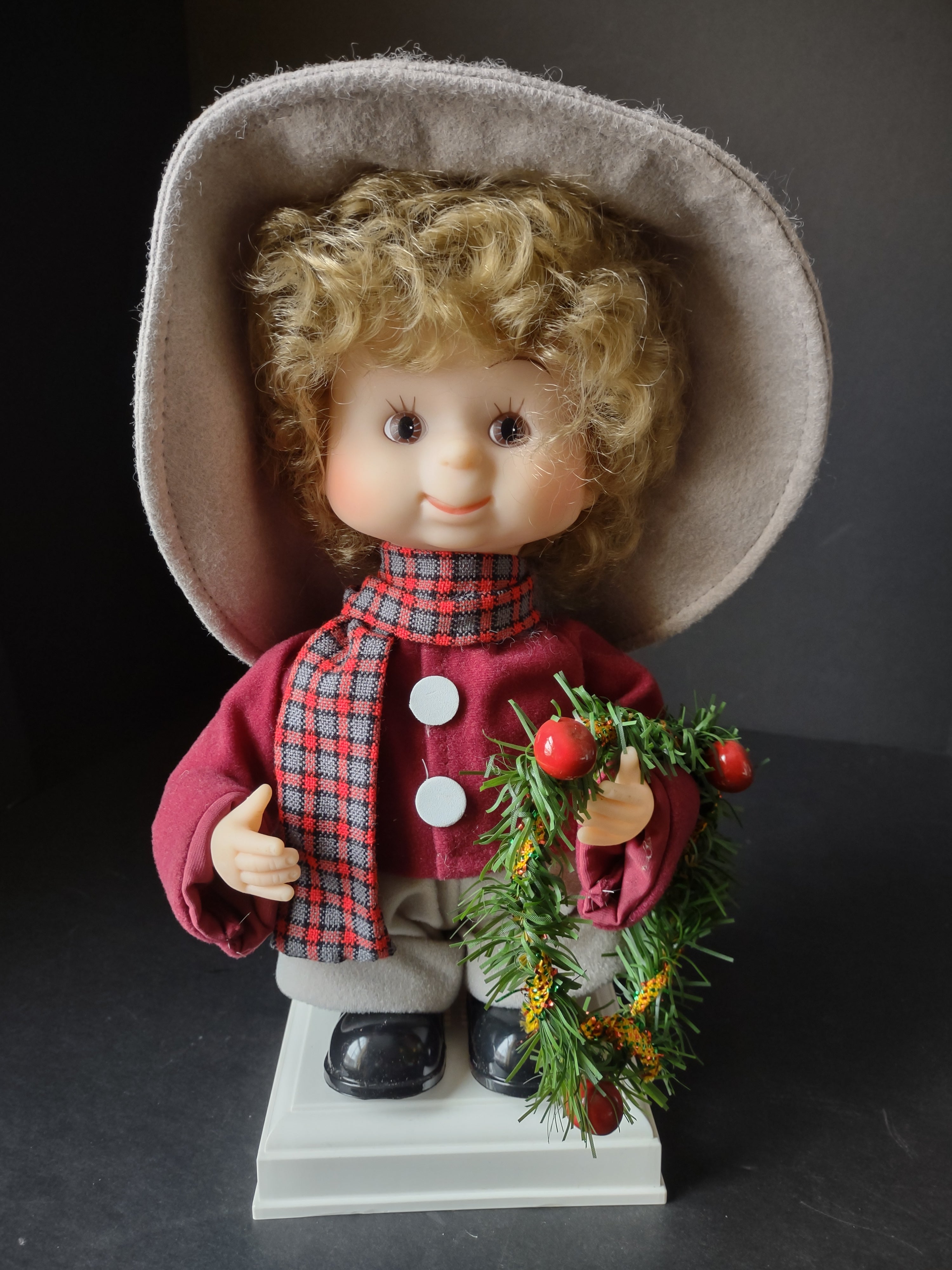 Vintage Christmas Animated Collectible Undercover Kids Derek (lot 1425)