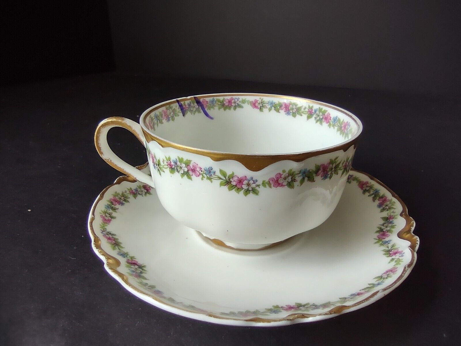 Haviland Limoges Gold Trim Pink Flower Garland Teacup & Saucer IMPERFECT lot 707