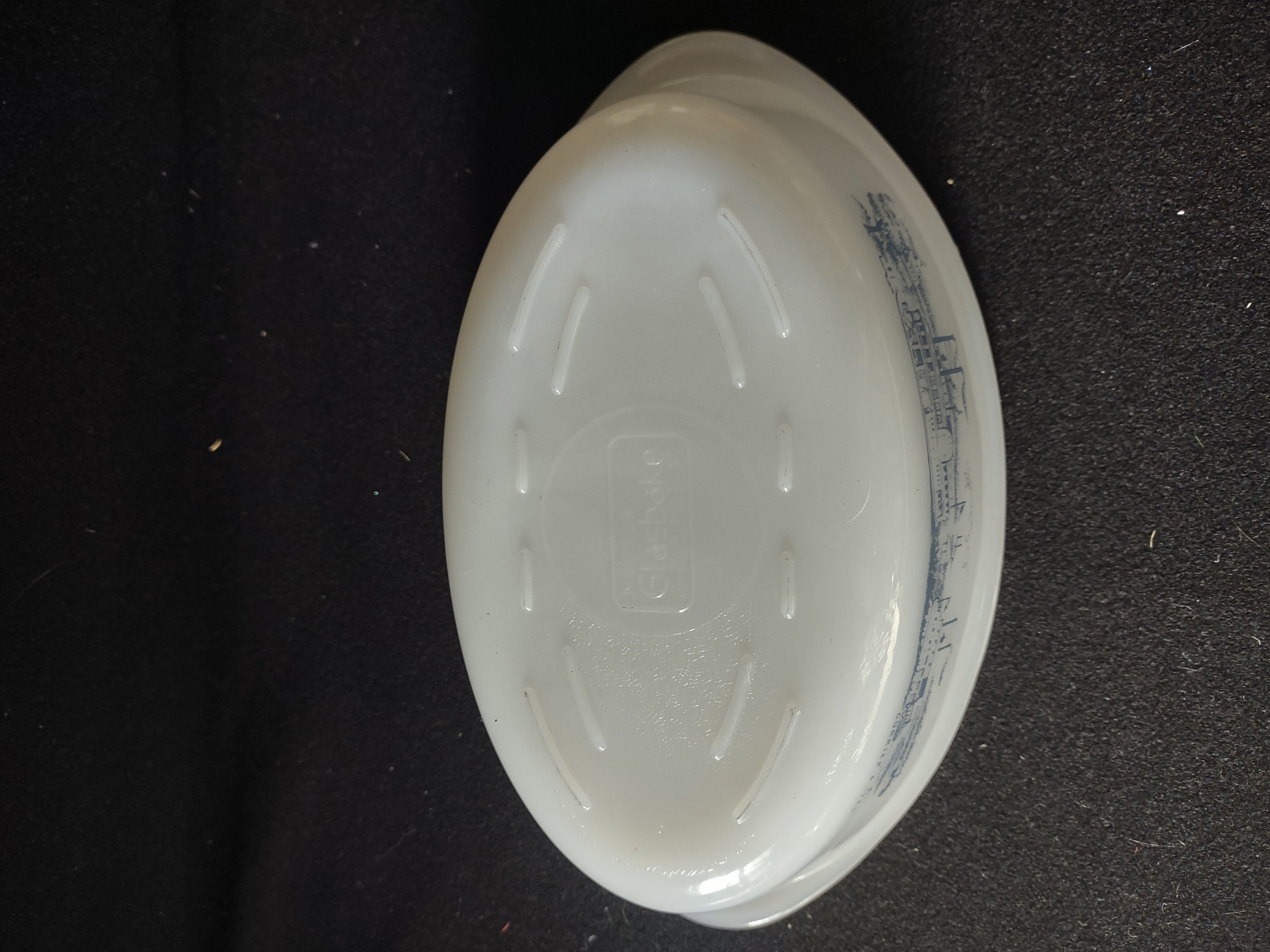 Vintage Glasbake Milk Glass 1 QT Casserole Currier & Ives Blue (Lot 5130)