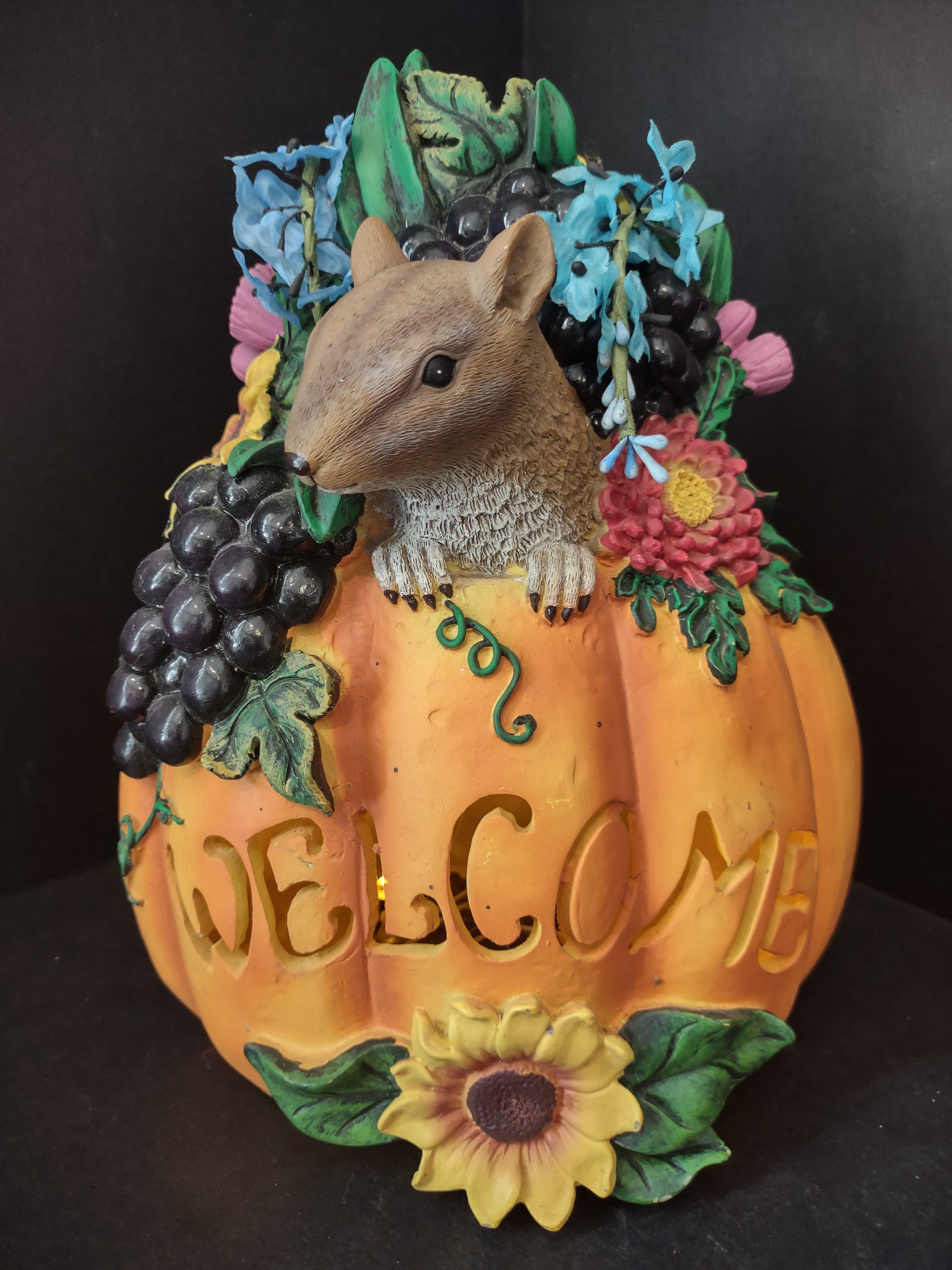 Fall Halloween Ceramic Welcome Sign Pumpkin Squirrel 9" Light Up (lot 2976j)