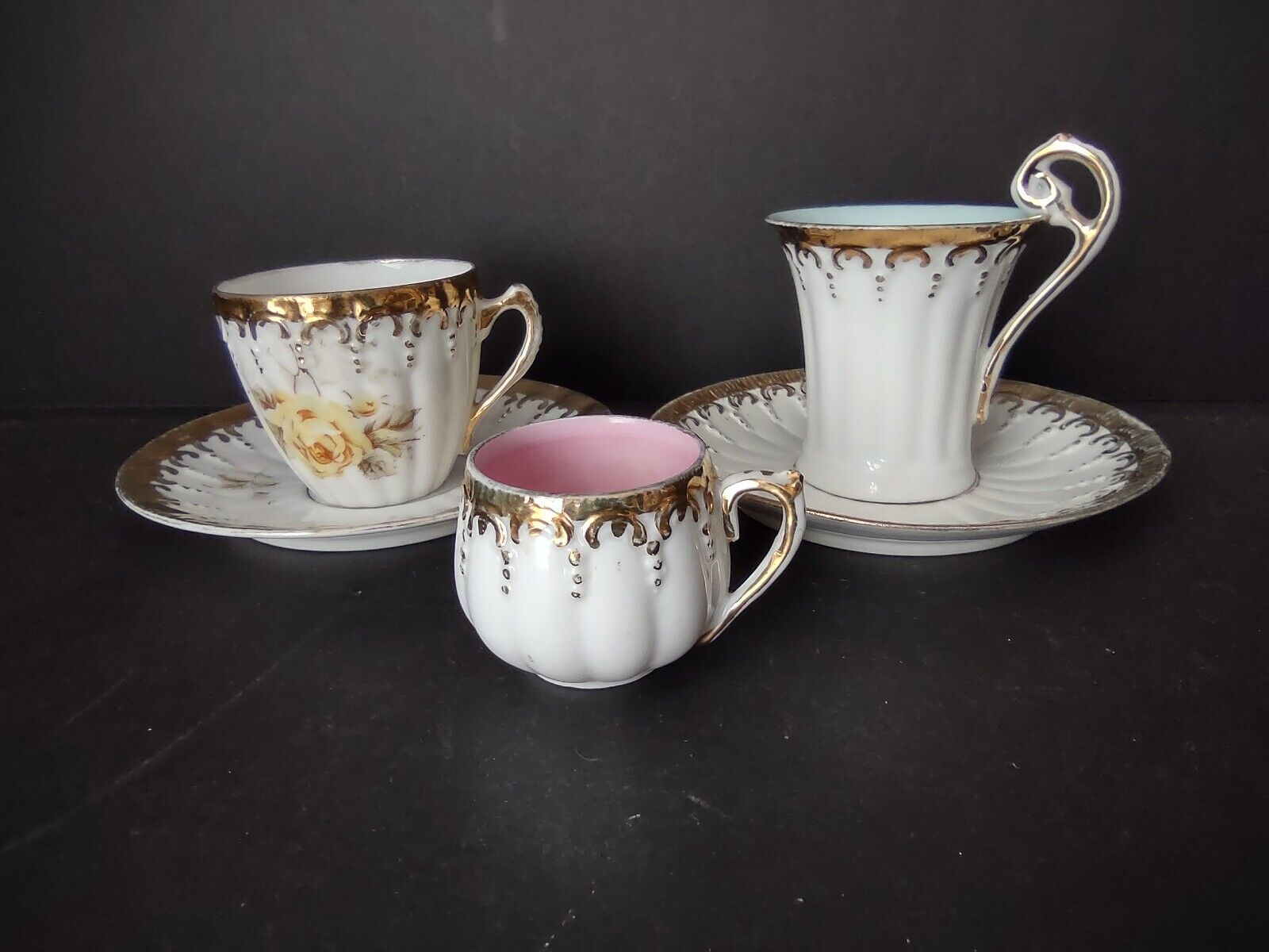3 x Vintage Demitasse Cup Pink Blue Gold Scroll Trim (lot 518)
