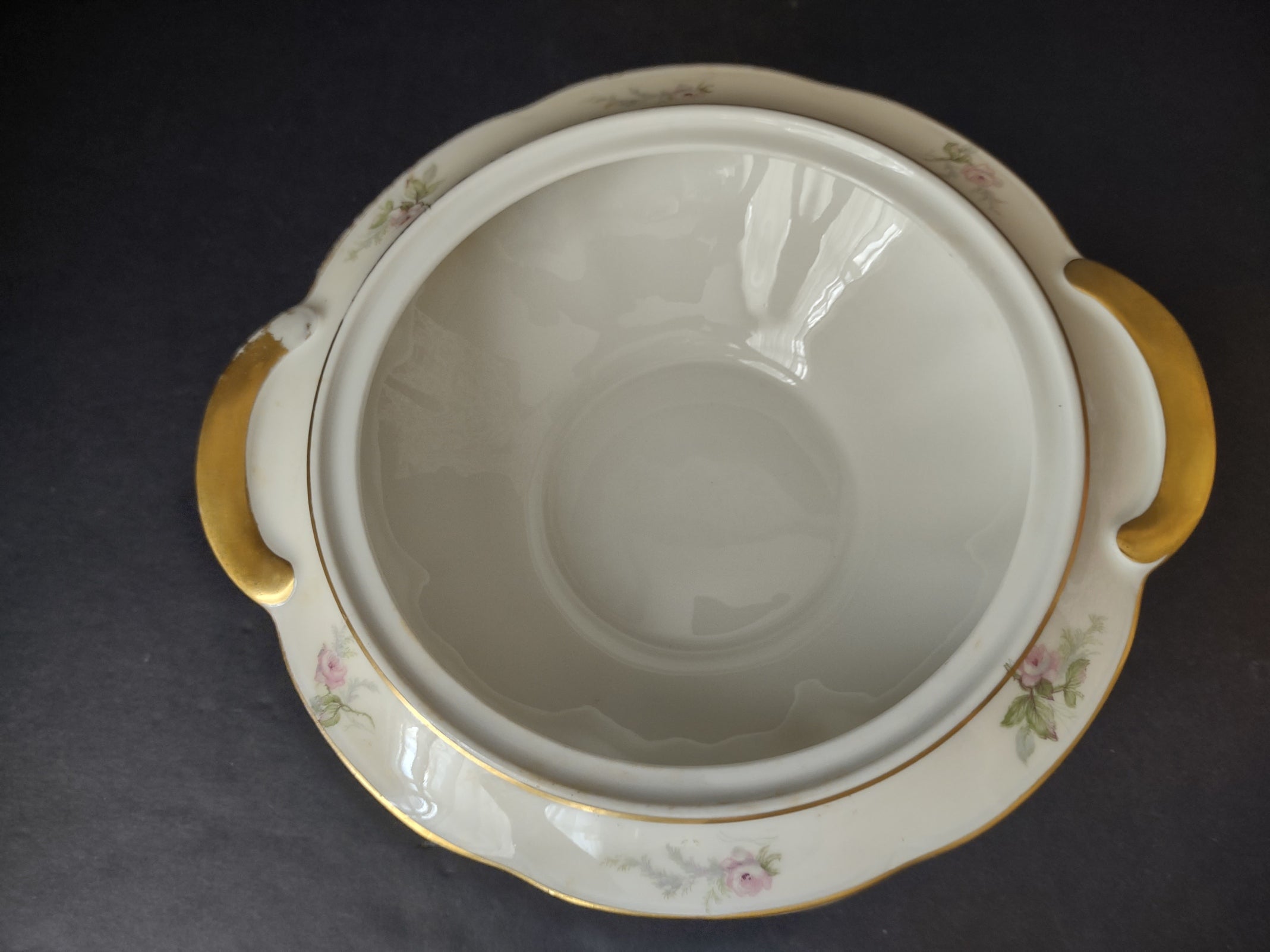 Haviland Limoges Round Soup Tureen Serving Bowl NO LID Roses (lot 820)