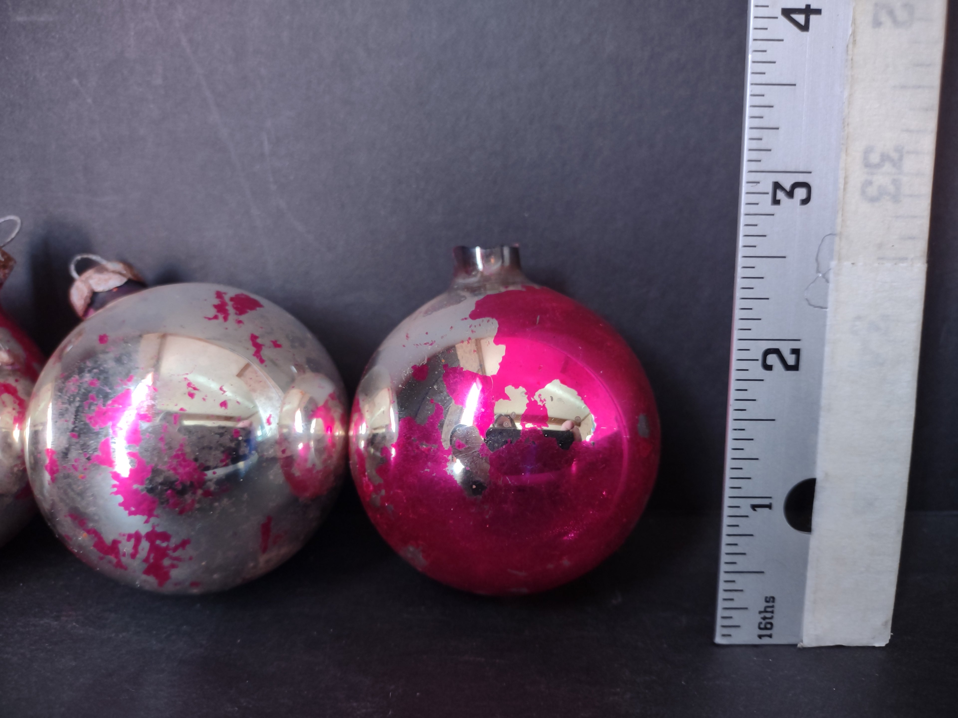 Vintage Christmas Ball Ornaments Shiny Brite x 4 IMPERFECT (lot 3440)
