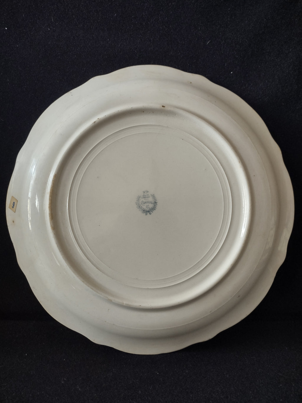 Vintage The Colonial Co. Round Serving Platter Roses CRAZING (lot 5831)