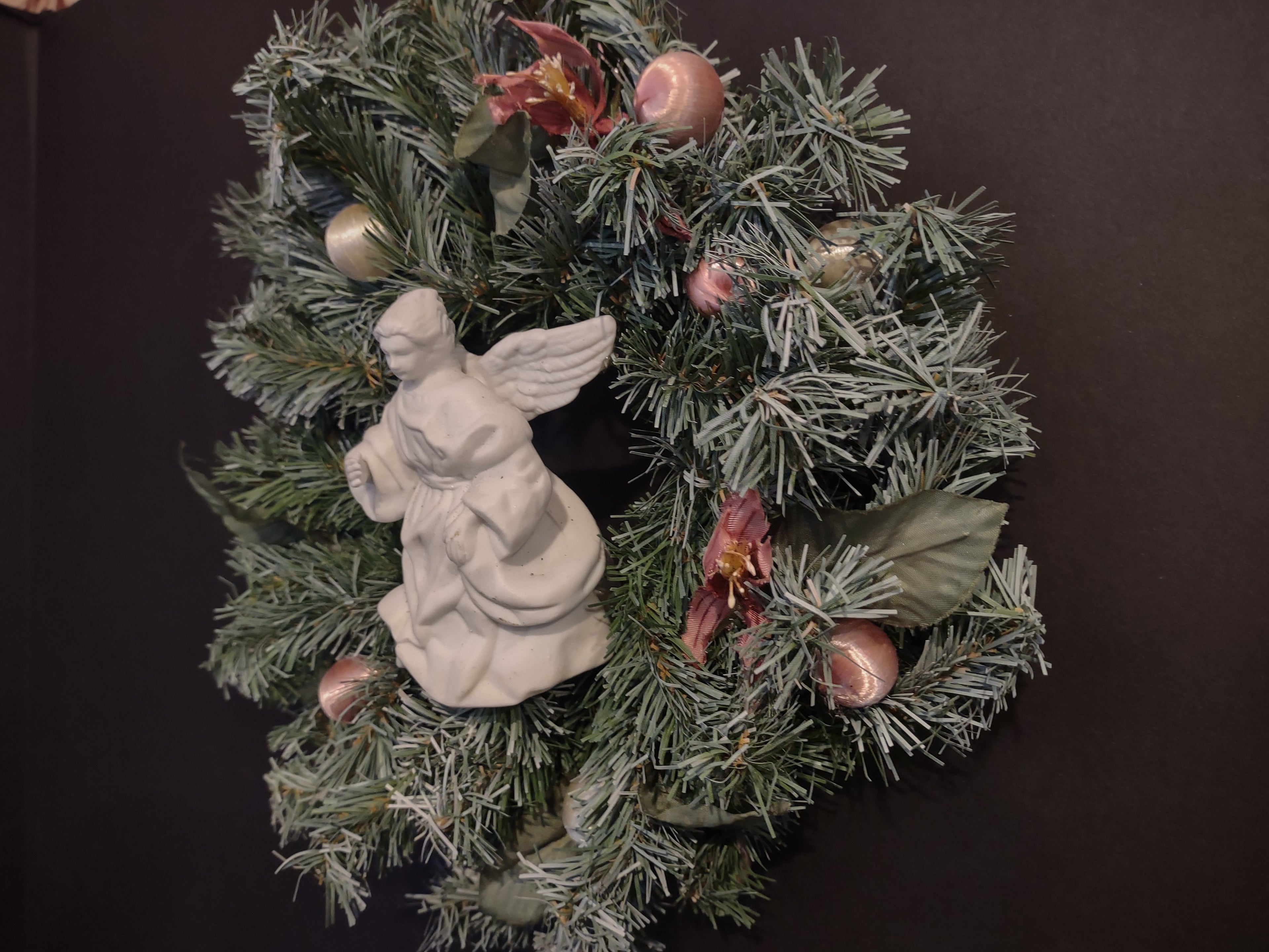 Christmas Artificial Small Tree 20" and Wreath 9" Victorian Pink Decor (lot 1242