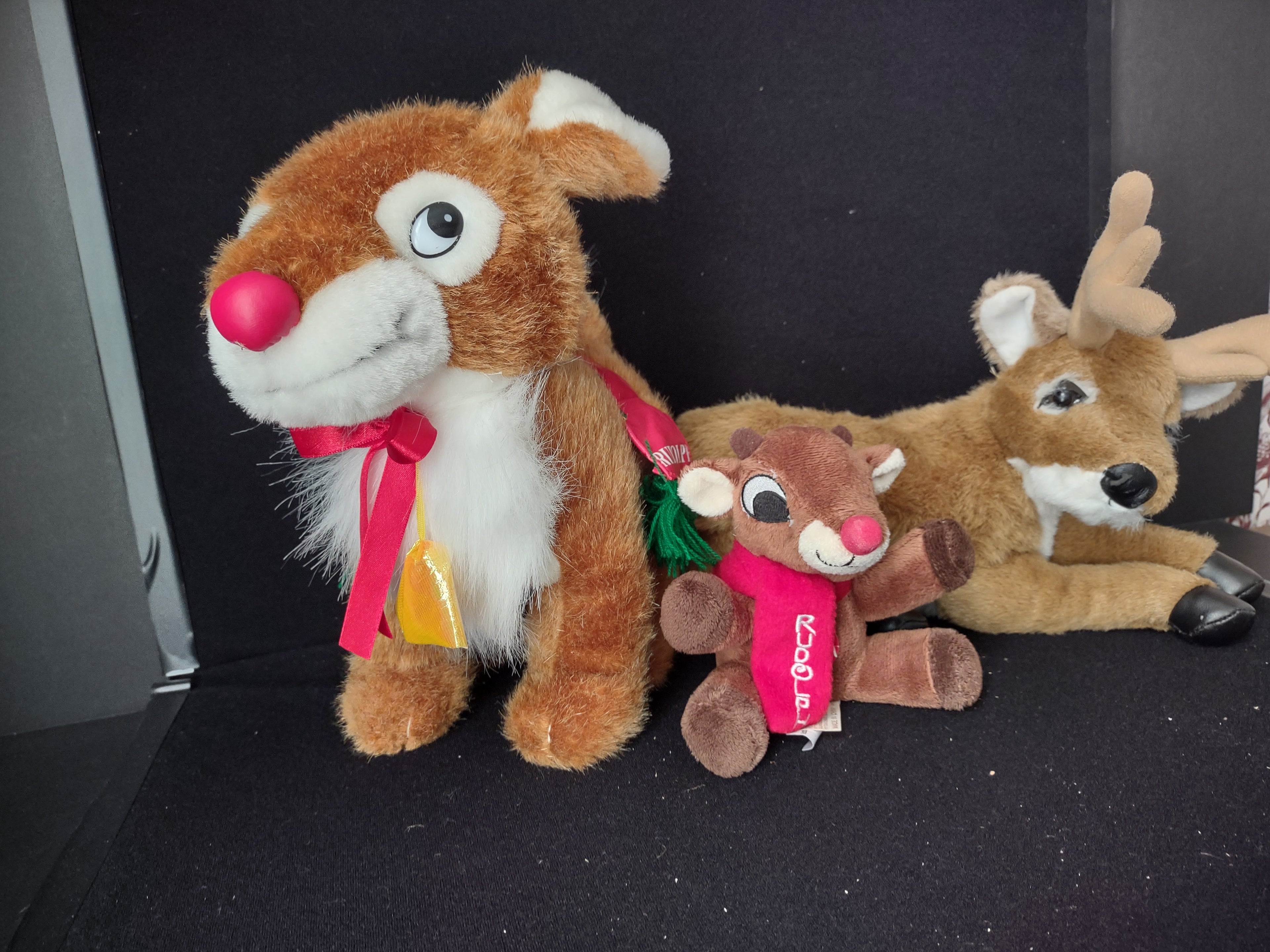 Lot of 3 Plush Rudolph Reindeer Small one is Musical (lot 2358)