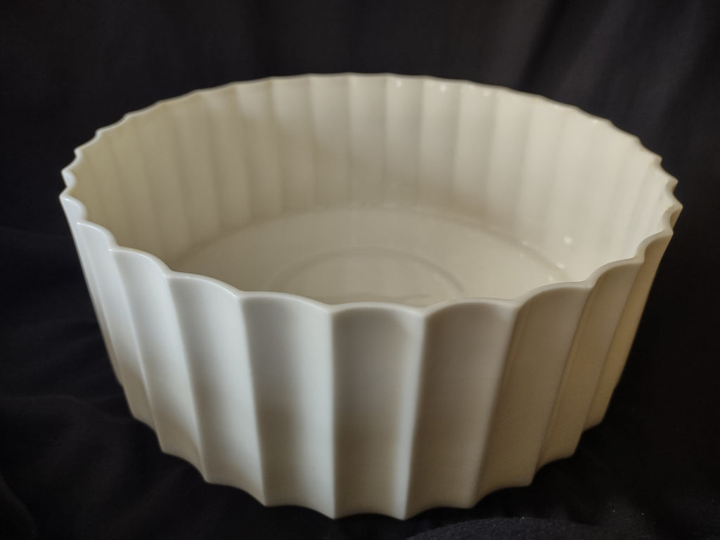 Vintage Lenox Round Serving Dish 10" (lot 1971)