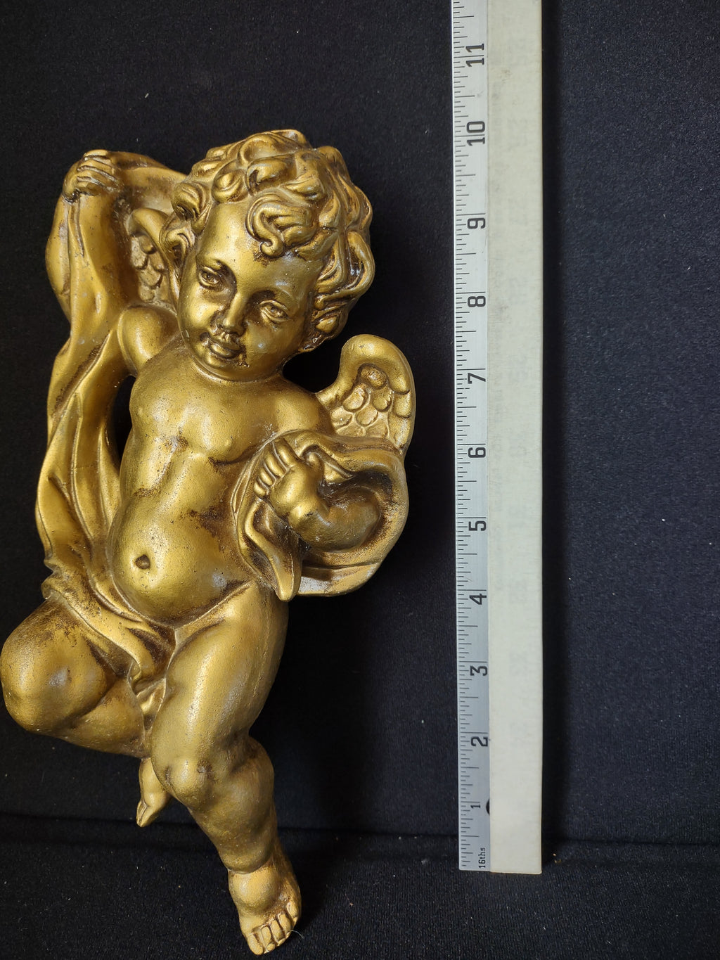 Golden Art Regency Wall Ceramic Angel Cherub 10" (lot 1610)