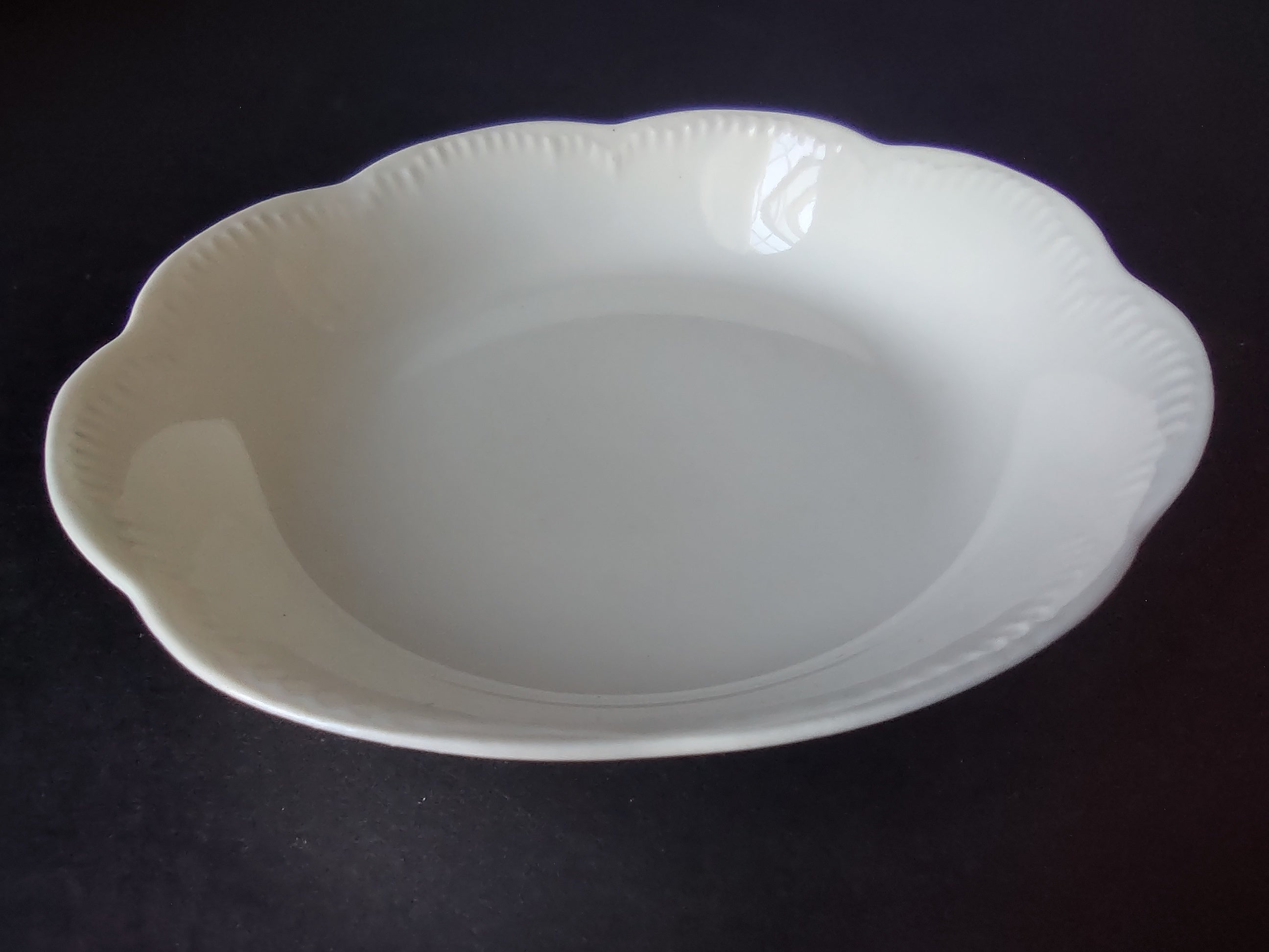 Haviland French Chic Limoges Cranberry Small Bowl Plain White (lot 1047)