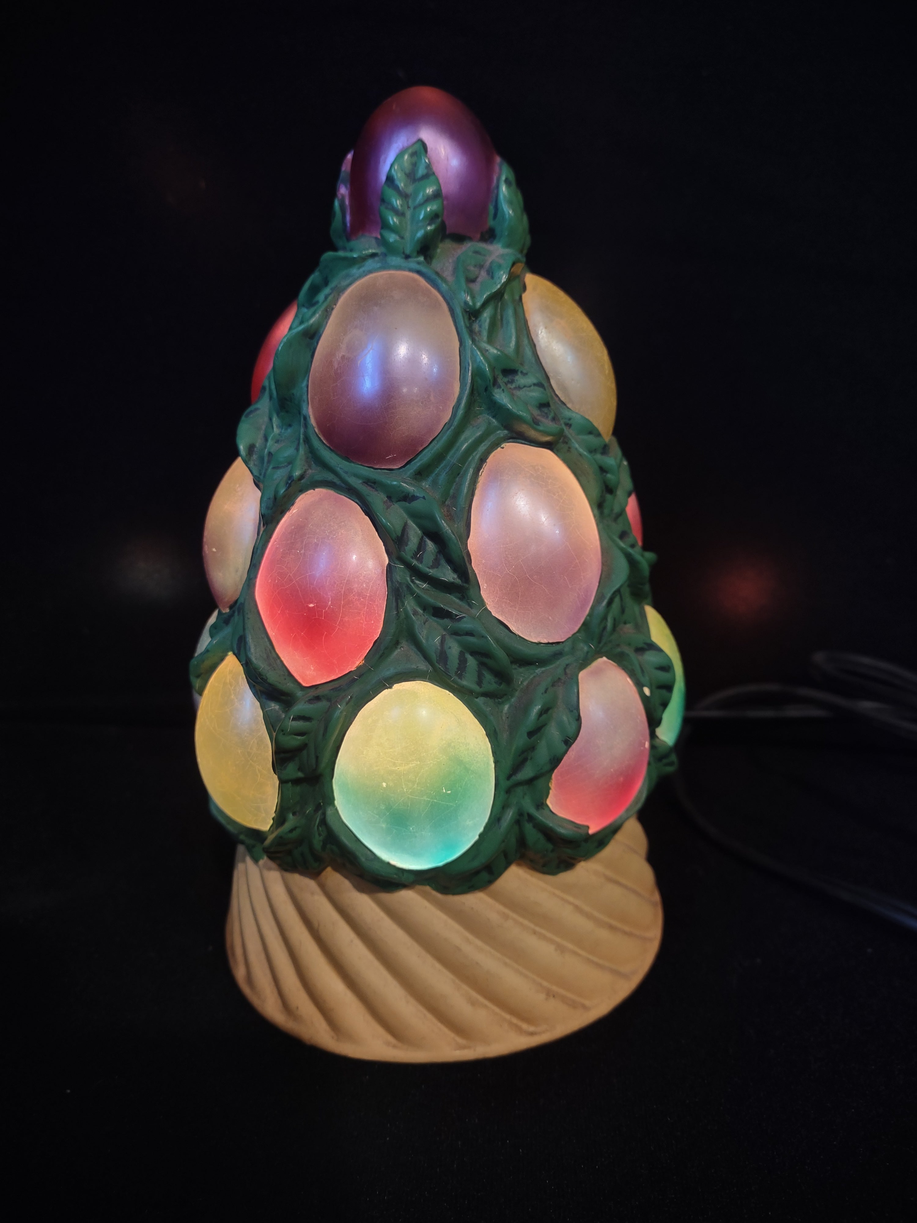 Vintage Easter Egg Tree Lamp (lot 2505j)
