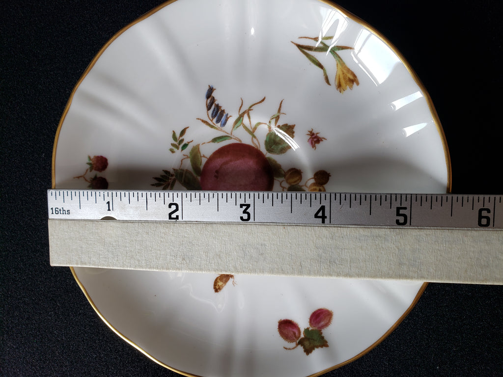 Vintage Royal Worcester Delecta Tea Cup (lot 2101)