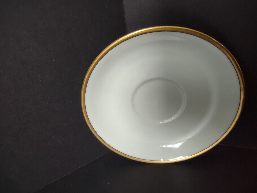 Haviland Limoges France Black & Gold Trim White 5-3/4" Saucer (lot 677)