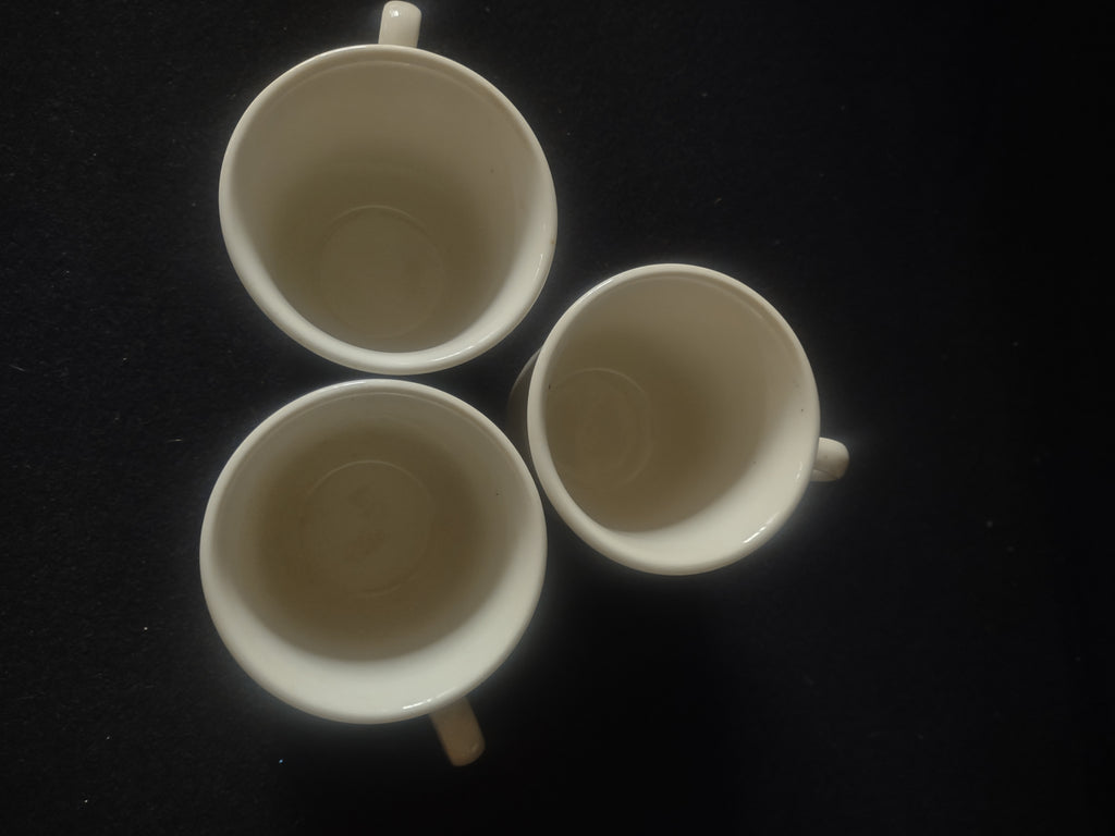 Vintage Syracuse Cascade Restaurant Ware Tea Cup Swirl Sculpted x 3 (Lot 5302)