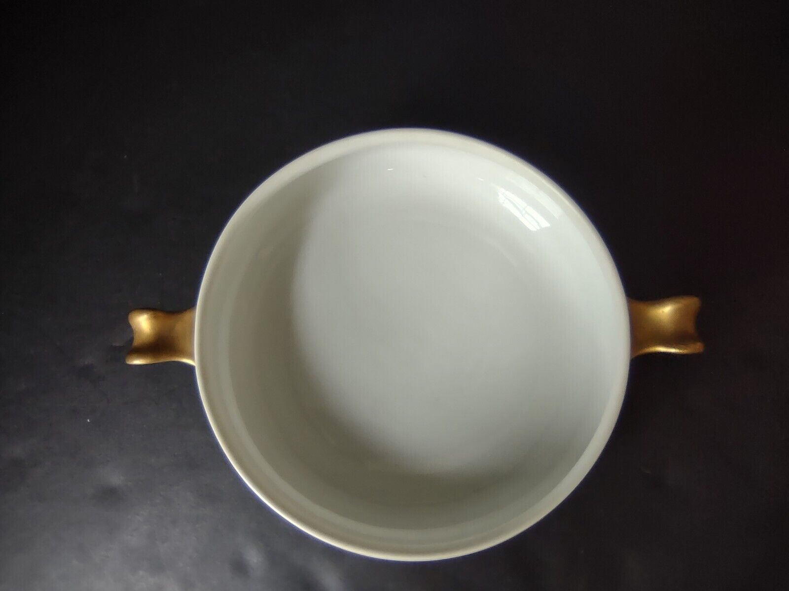 Haviland Limoges Gold & Black Trim White Round Tureen Bowl NO LID (lot 672)