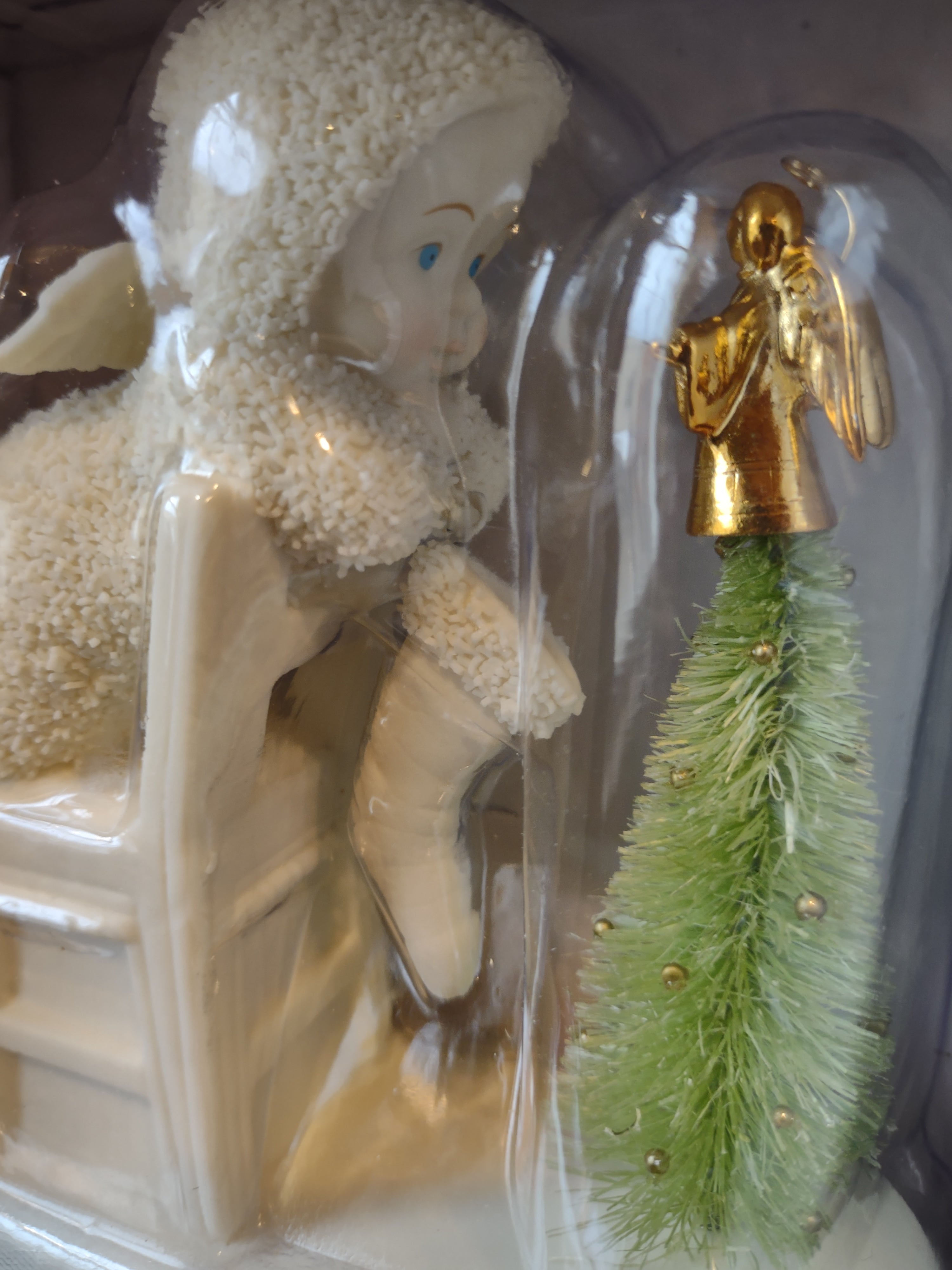 Snowbabies "It's All I Want For Christmas" Knitted Stocking Porcelain (lot 1452)