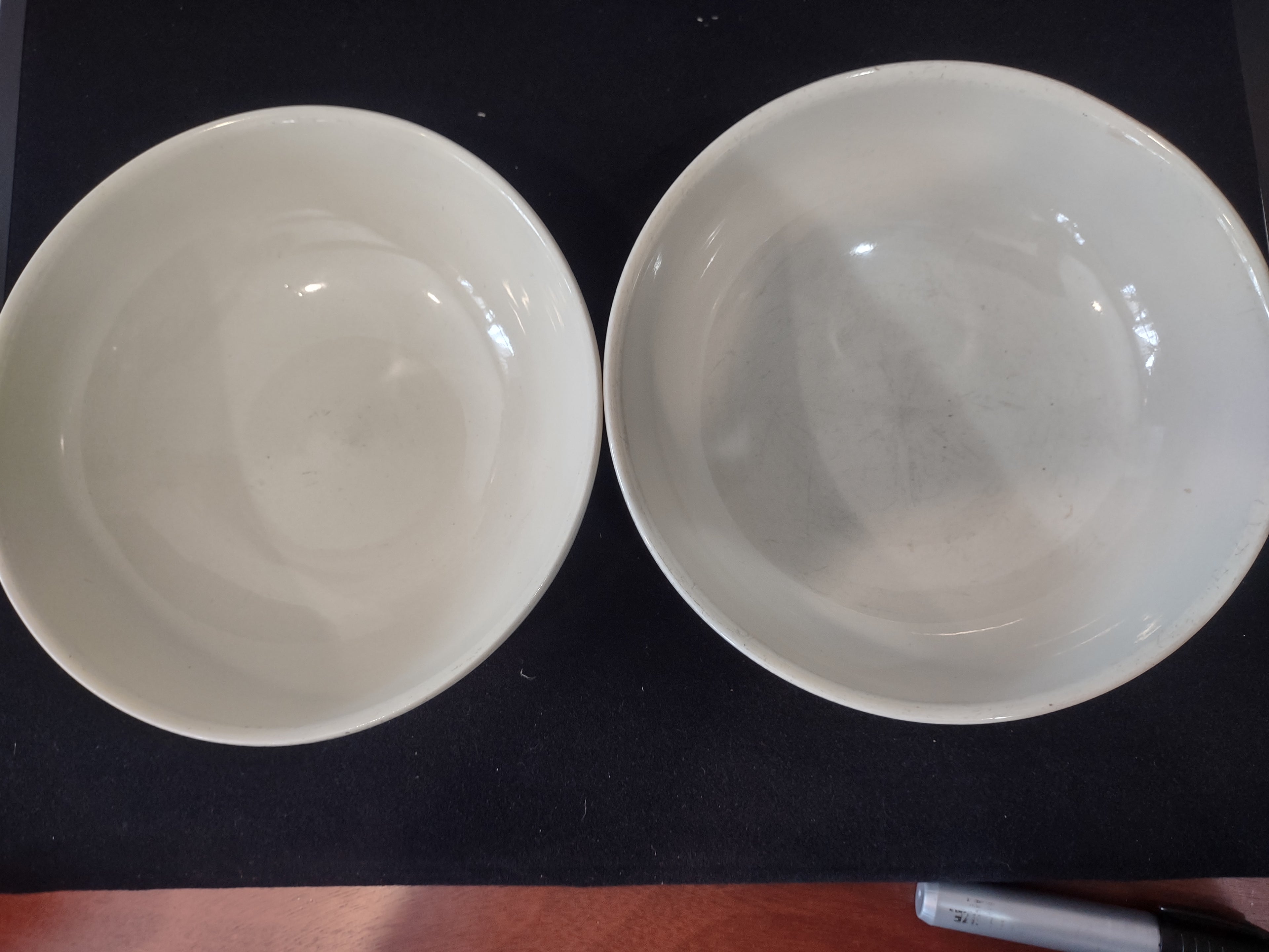 Vintage Halls Superior Autumn Jewel Tea Leaf Serving Bowls X 2 (lot 2891)