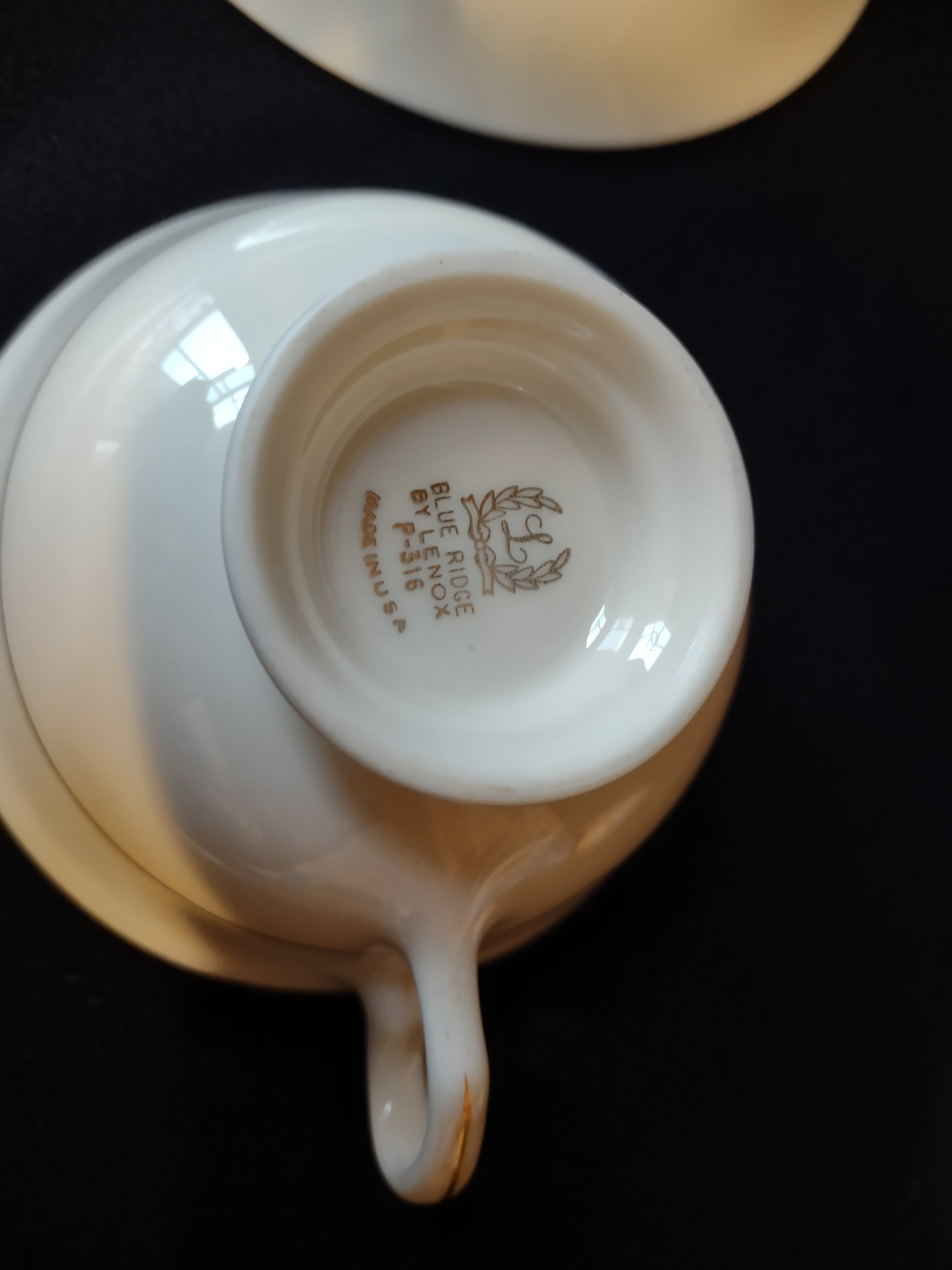 Vintage Lenox Blue Ridge Teacup with Saucer Gold Stamp (lot 1782)