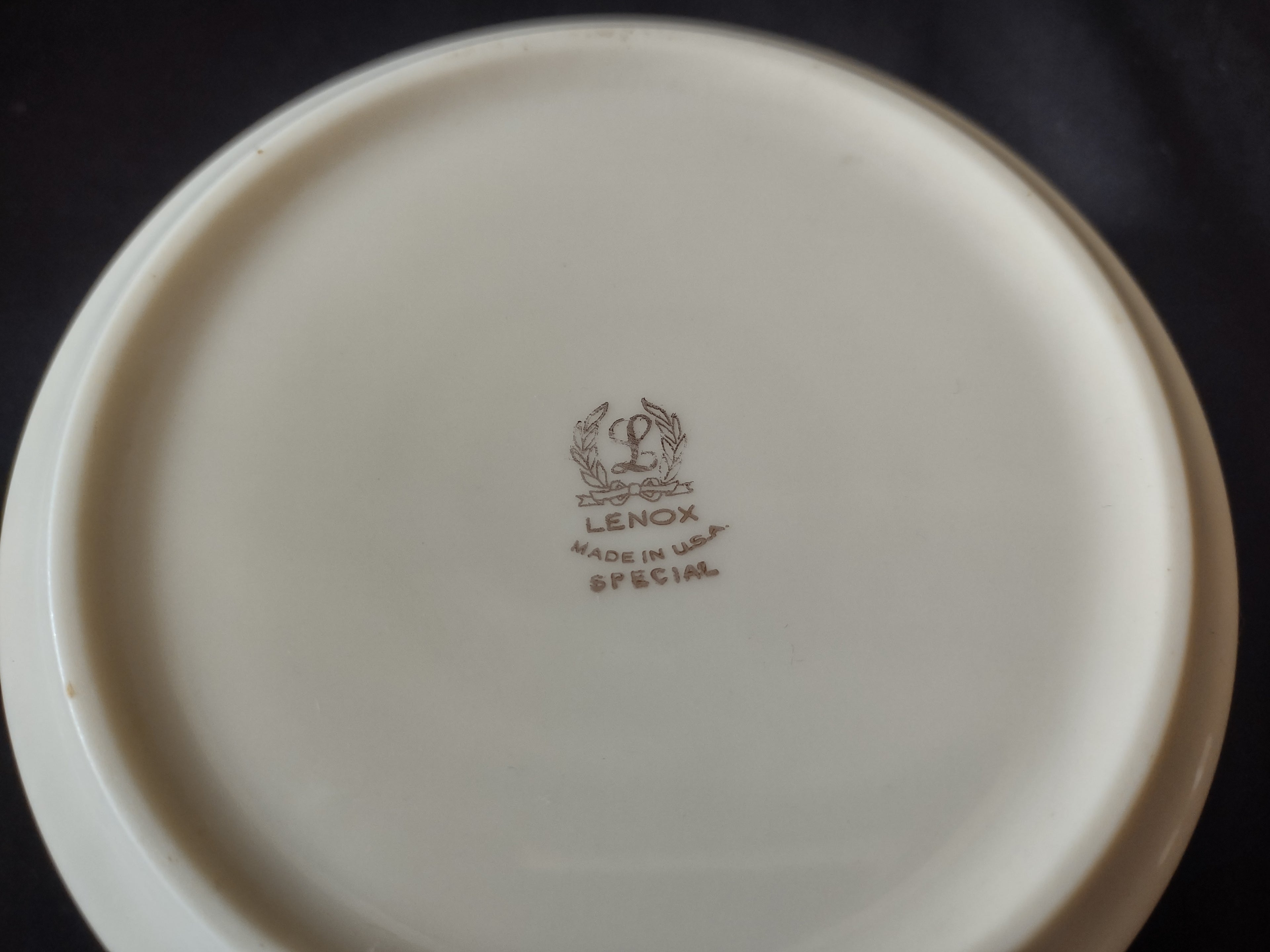 Vintage Lenox Round Serving Bowl 5-3/8" (lot 1977)