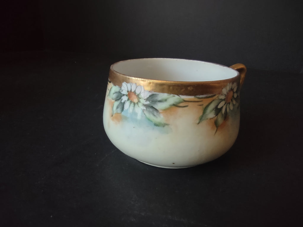 Vintage Austria Eagle Tea Cup ONLY Daisies Gold Trim (lot 1075)