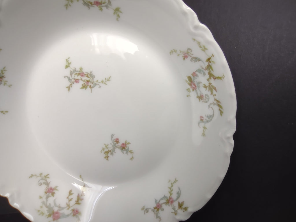 Haviland Limoges Cream Soup Plate White Scalloped Edge Rose Blue Ribbon (lot 855