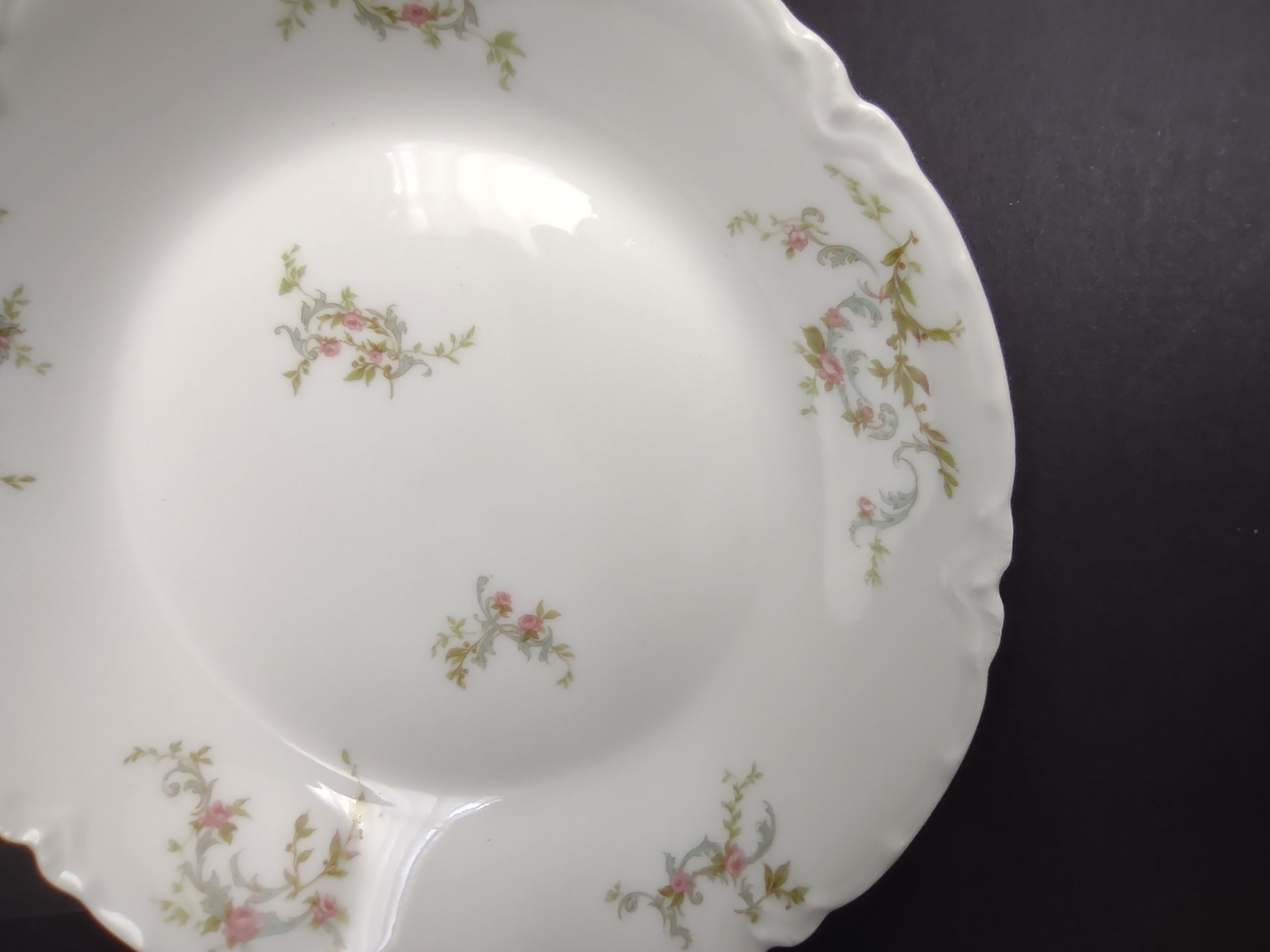Haviland Limoges Cream Soup Plate White Scalloped Edge Rose Blue Ribbon (lot 855