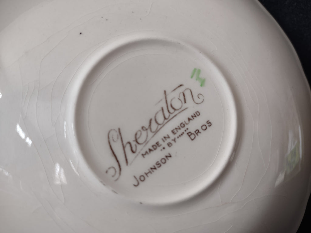 Vintage Johnson Bros Sheraton Ironstone England Saucer (lot 5620)