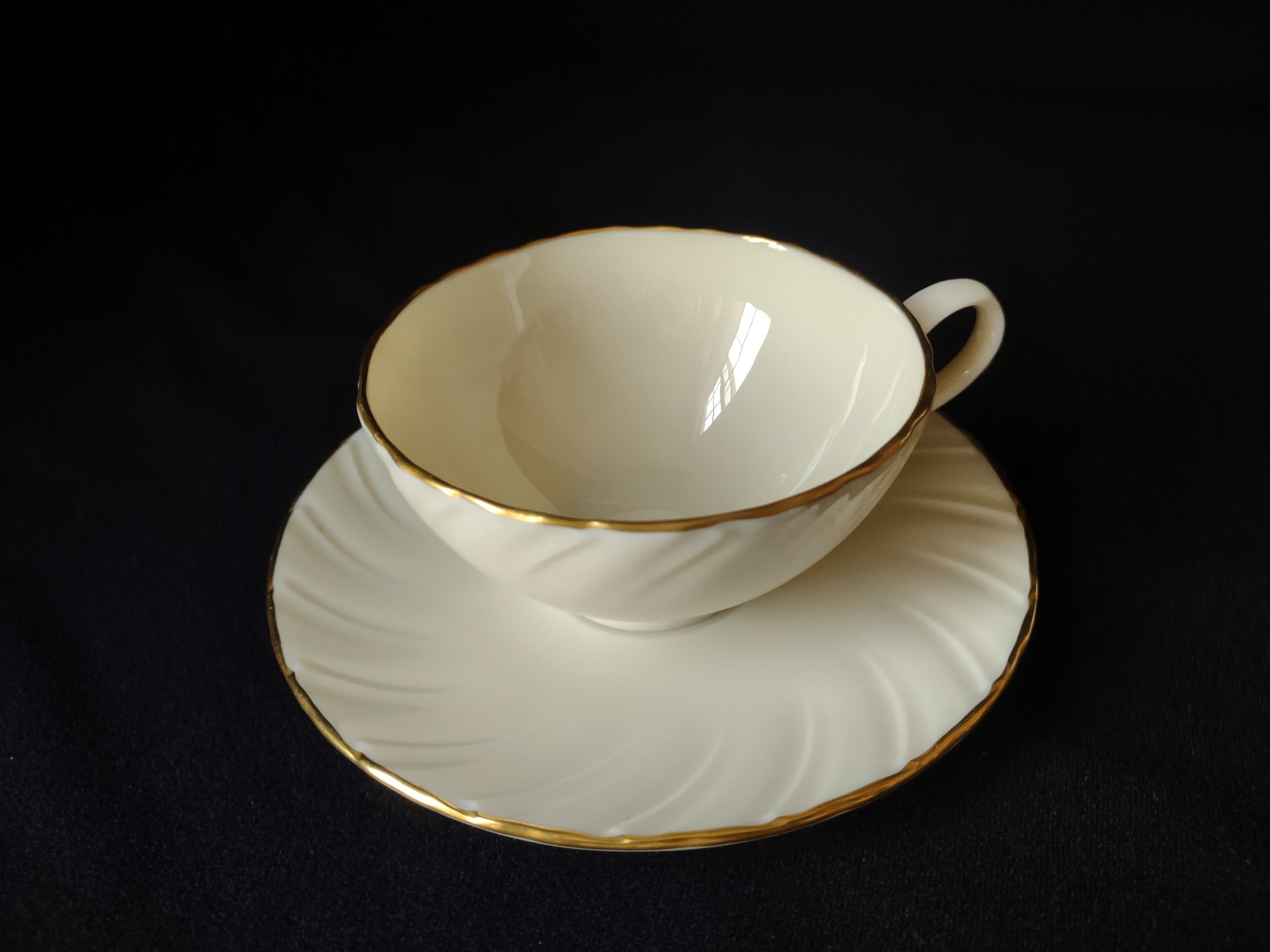 Vintage Lenox Tea Cup with Saucer Laurent (lot 1835)