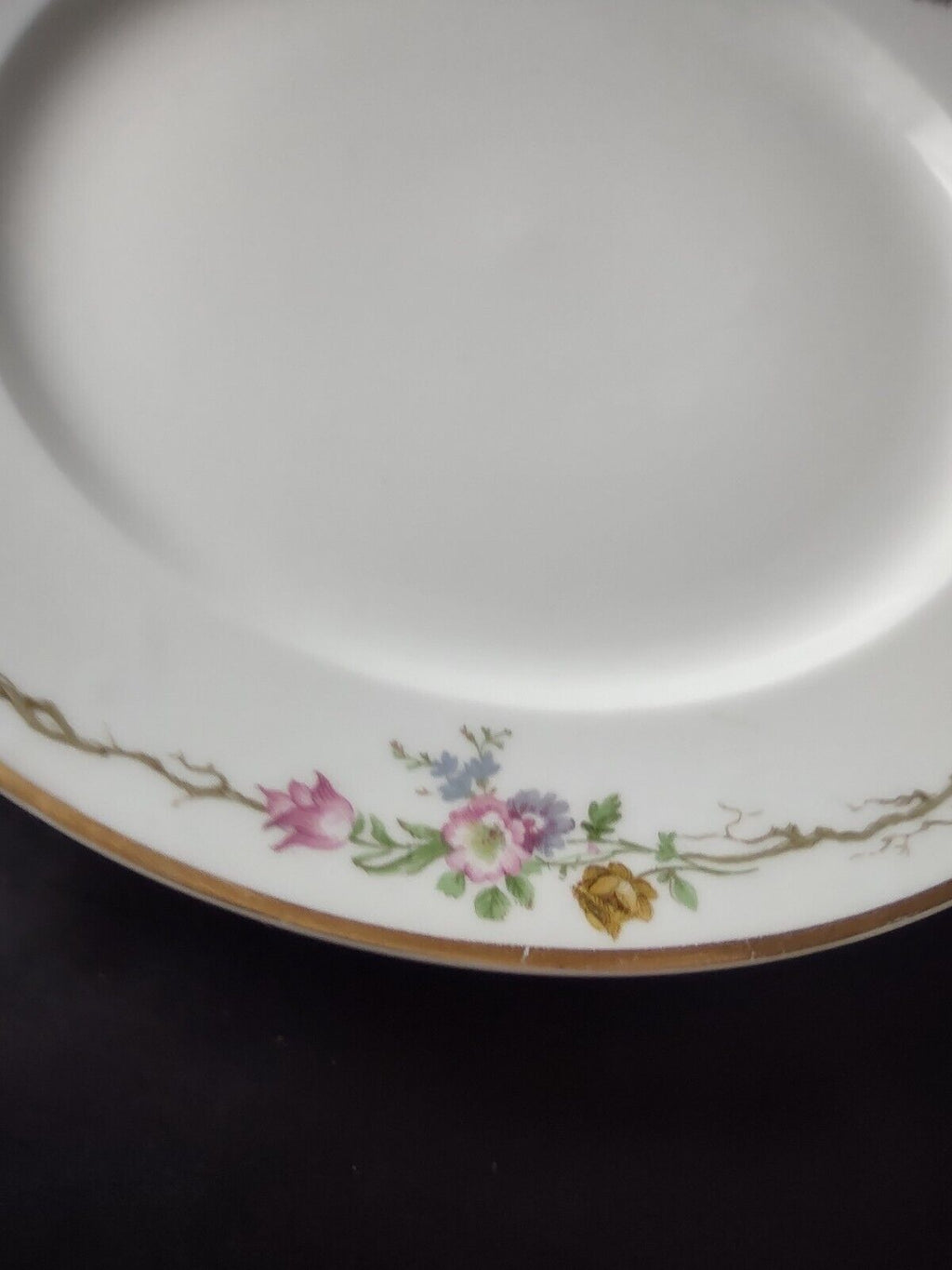 Vintage GDA Limoges Gold Trim Dinner Plate Summer Flower Garland (lot 689)